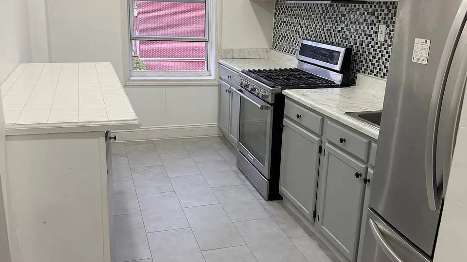 Property at 2571 W 16th St, Brooklyn, NY 11214 8