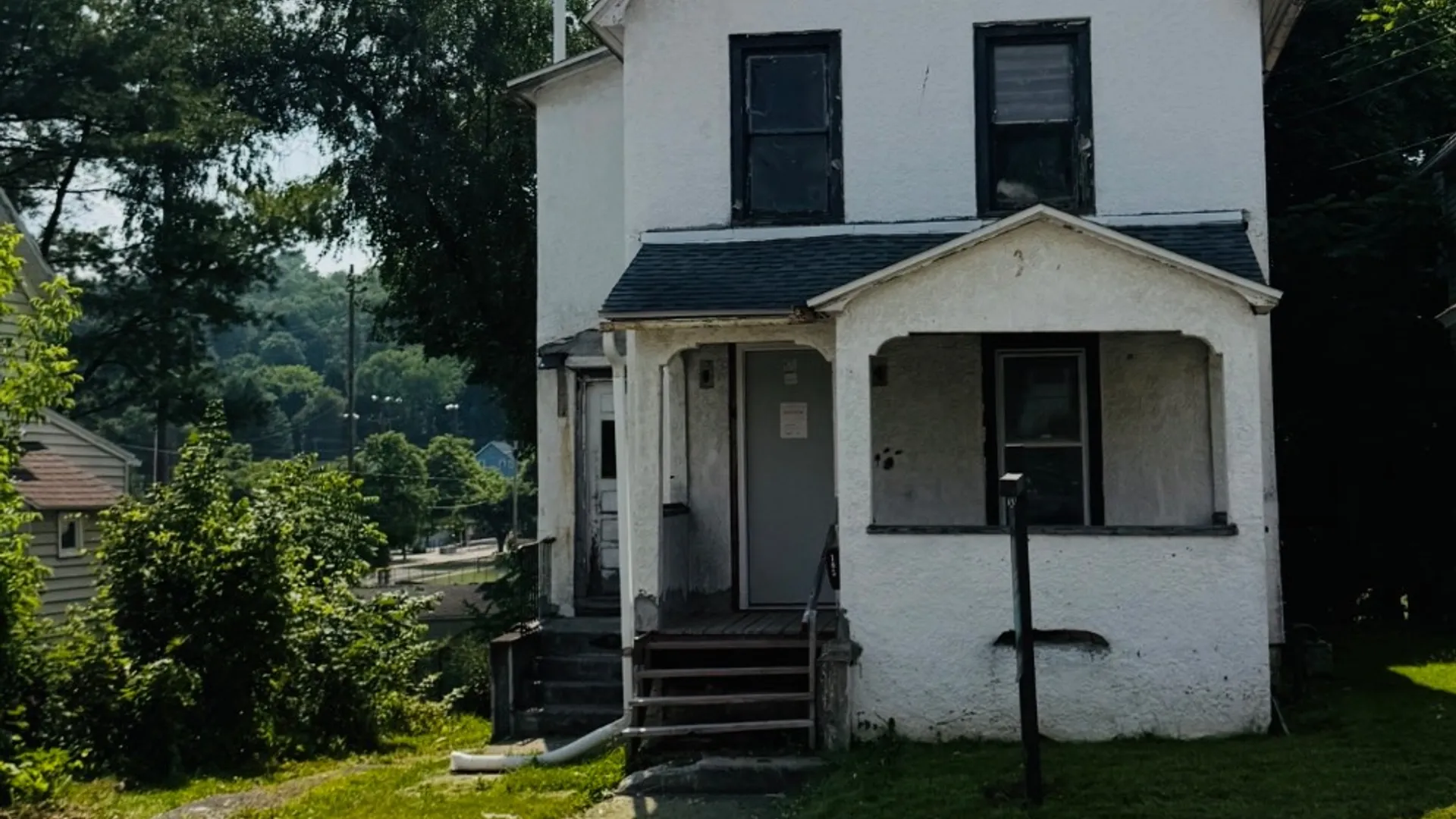 Property at 105 Oak Hill Ave, Endicott, NY 13760 4