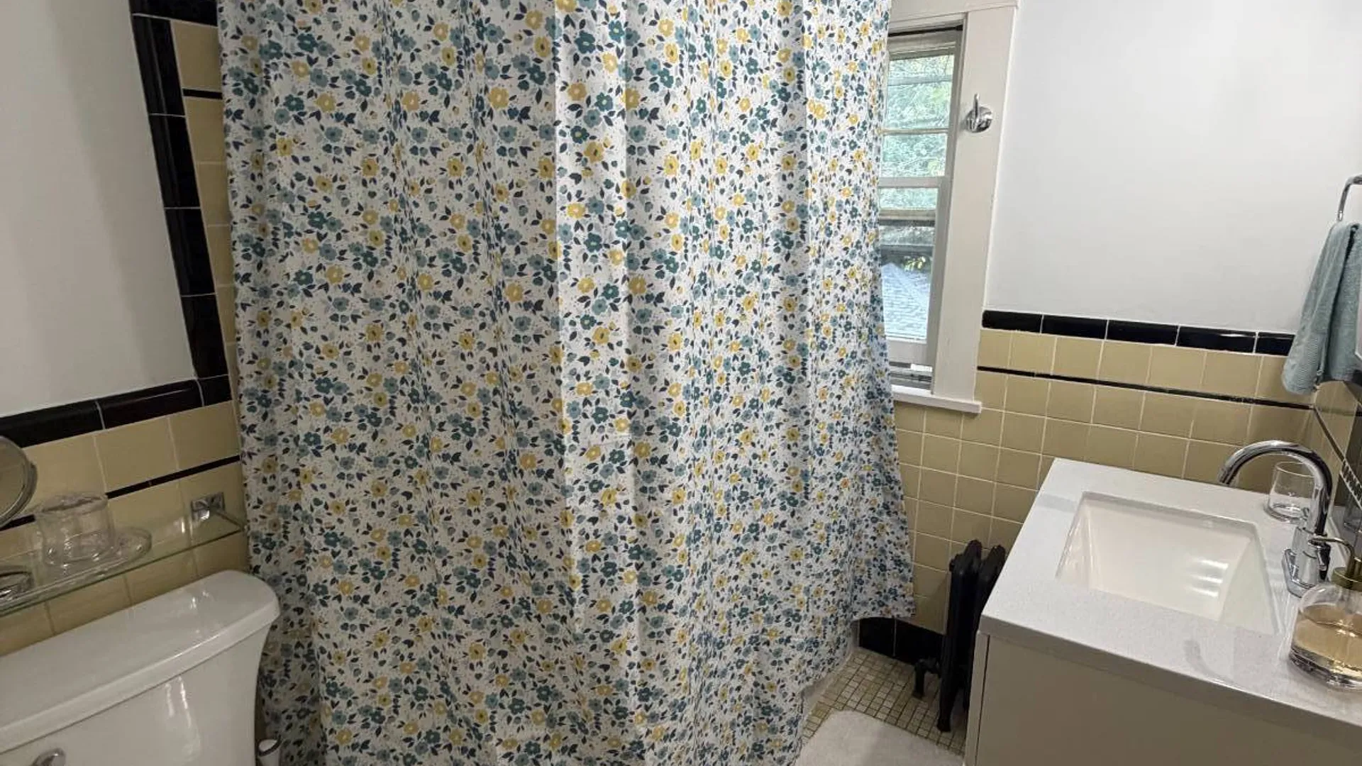 Property at 141 Prospect Ave, Gloversville, NY 12078 30