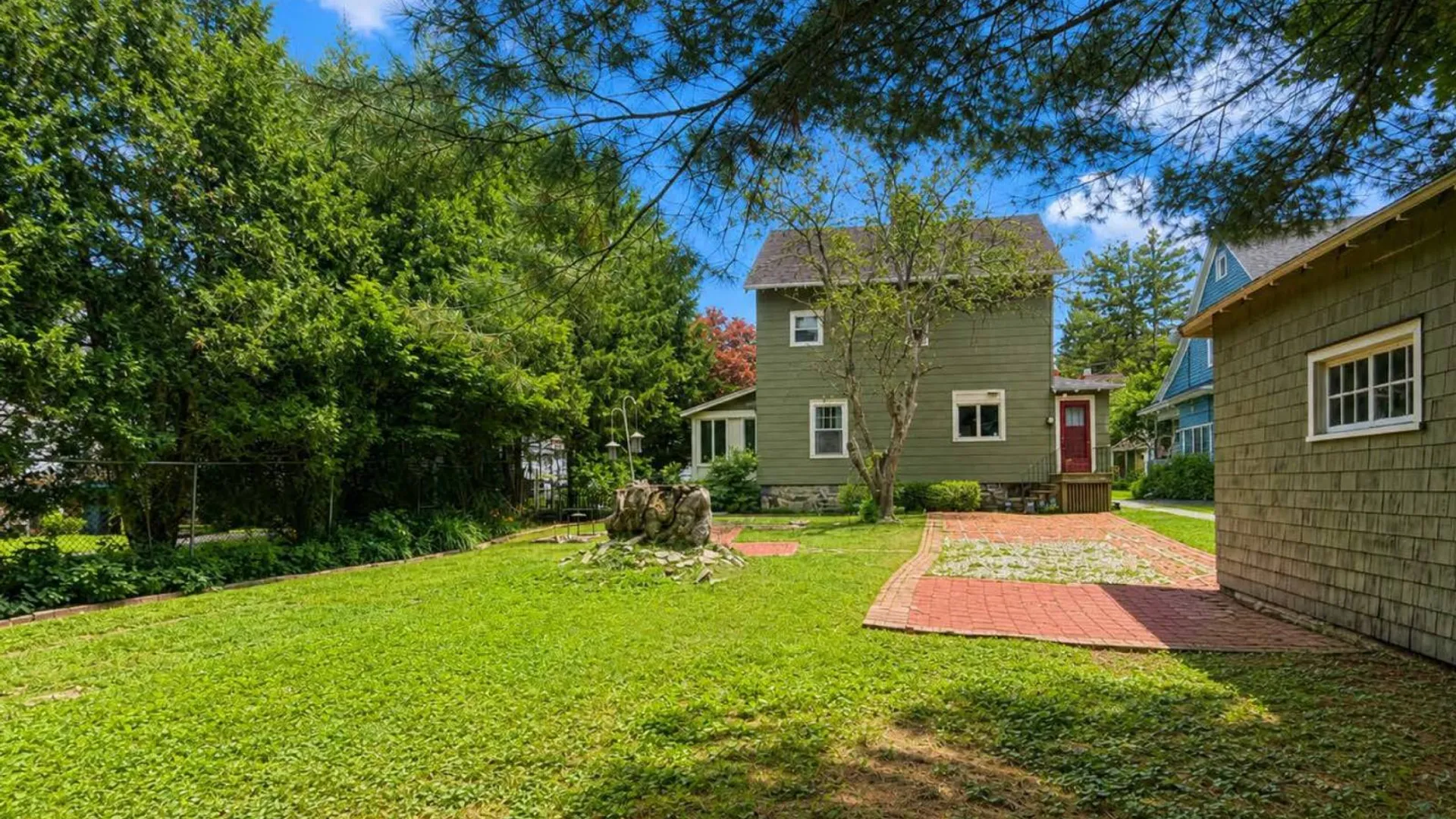 Property at 141 Prospect Ave, Gloversville, NY 12078 41