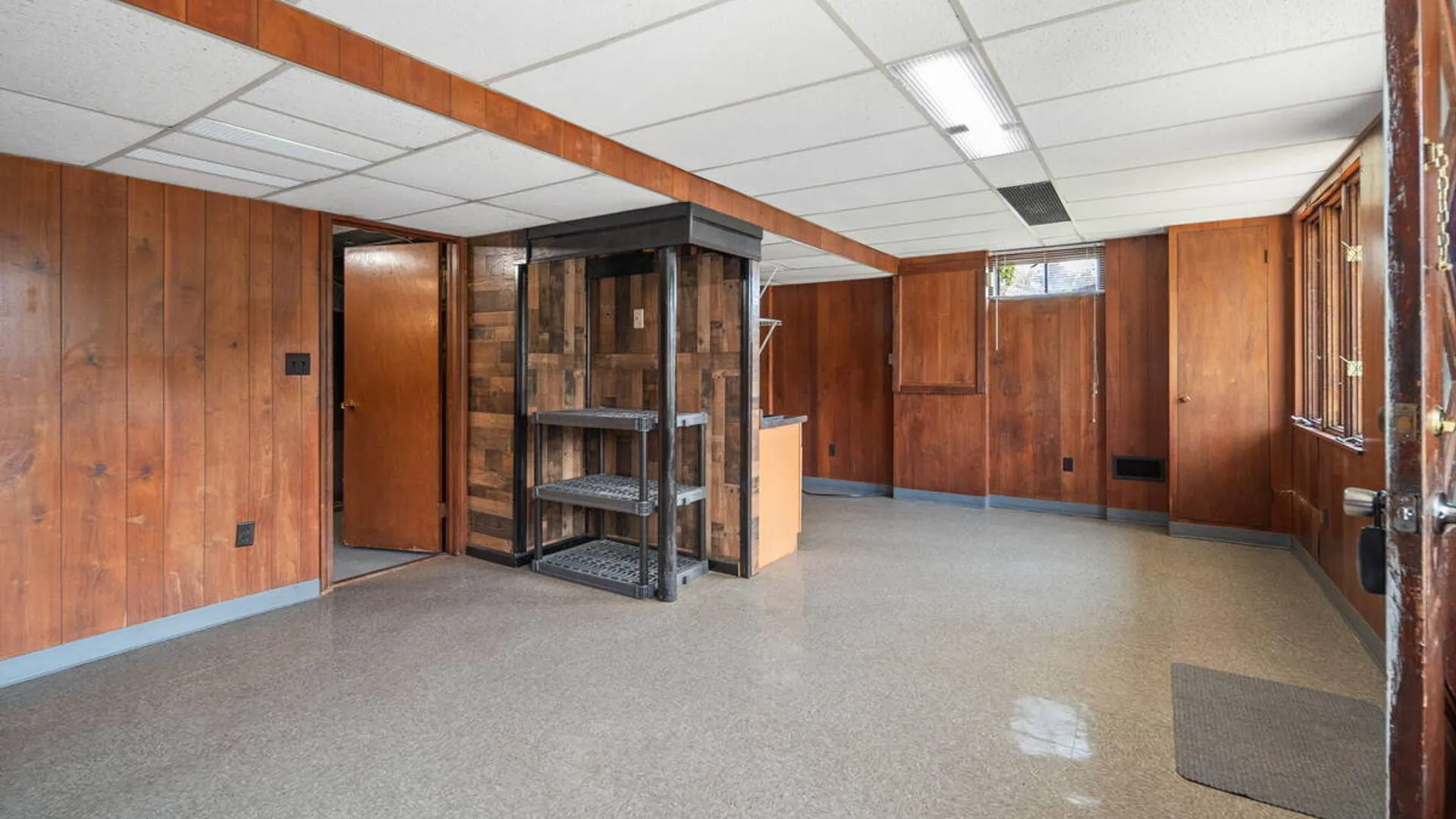 Property at 2 Sunset Road, North Greenbush, NY 12144 11