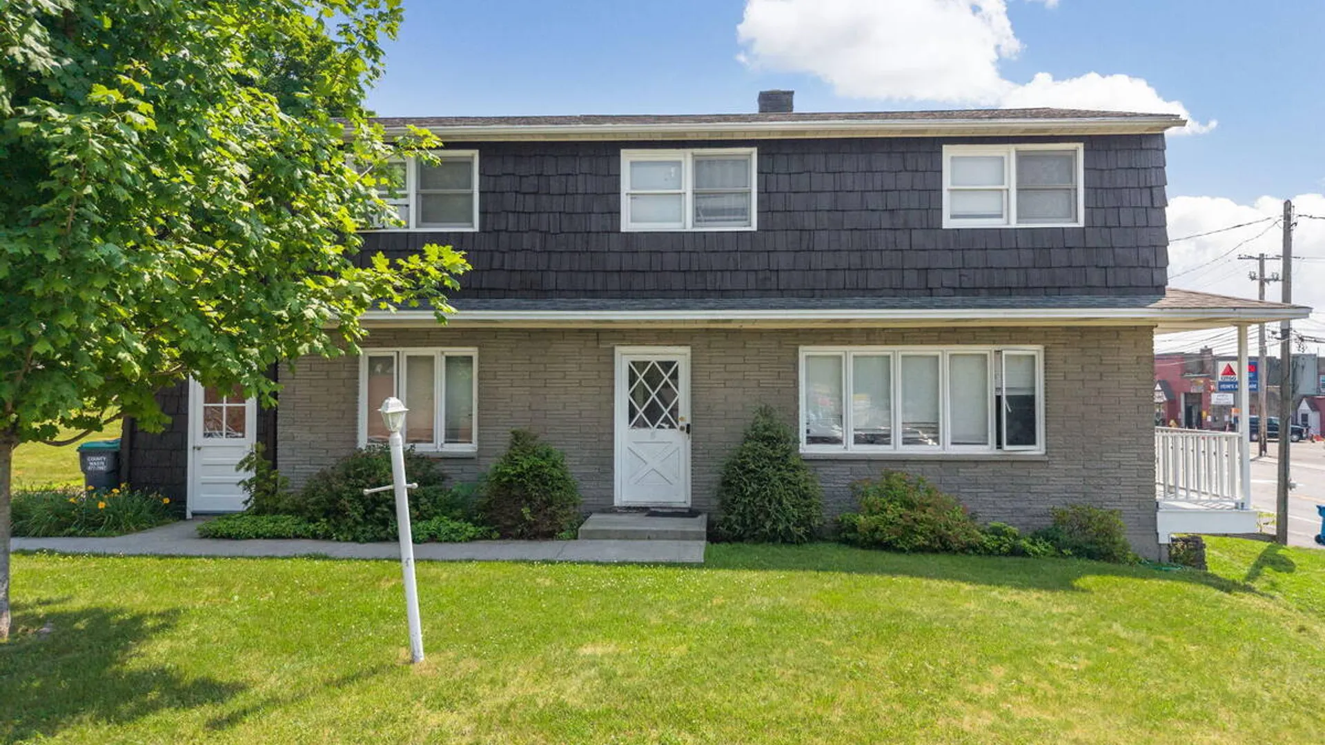 Property at 2 Sunset Road, North Greenbush, NY 12144 2
