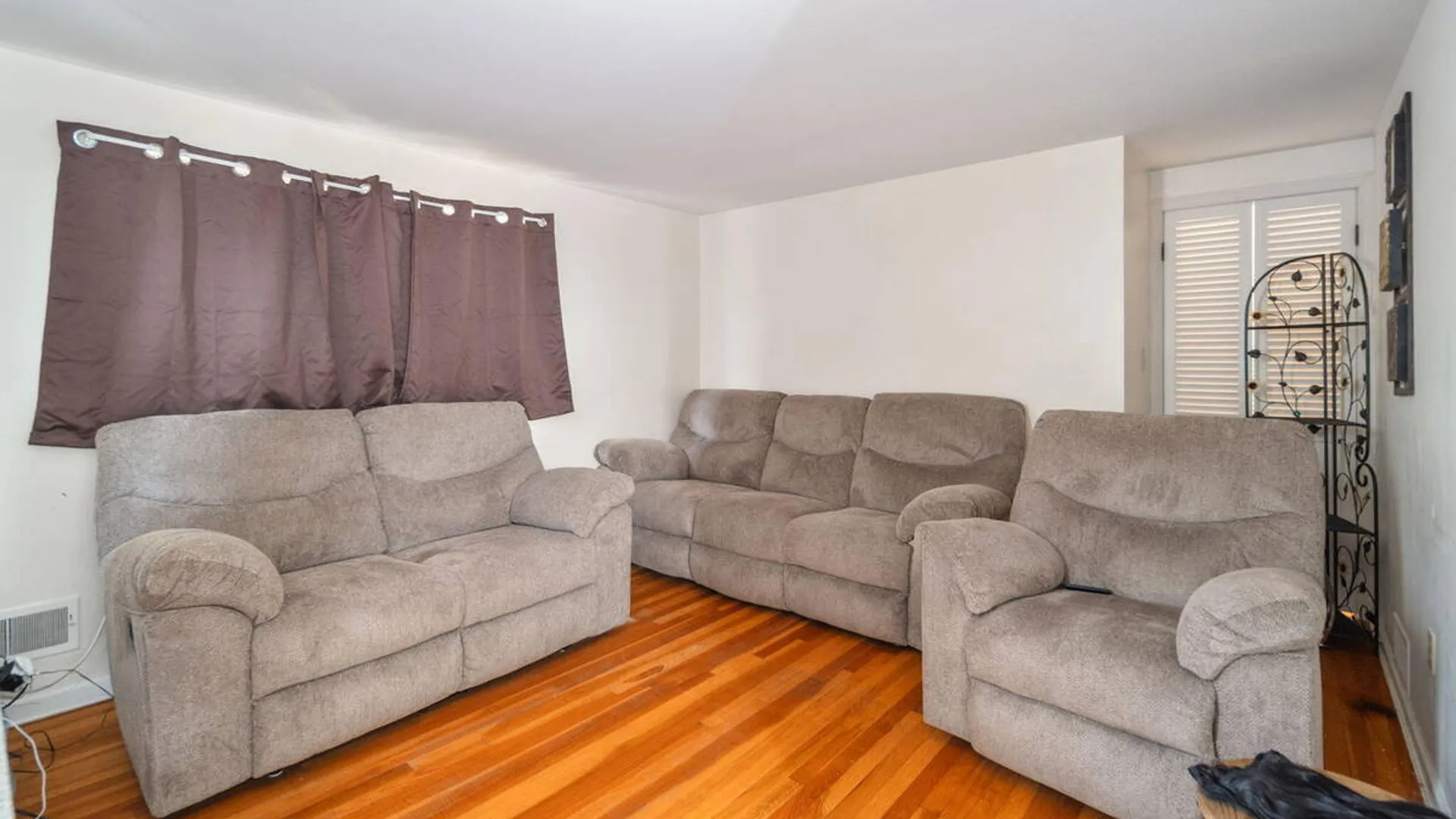 Property at 2 Sunset Road, North Greenbush, NY 12144 29