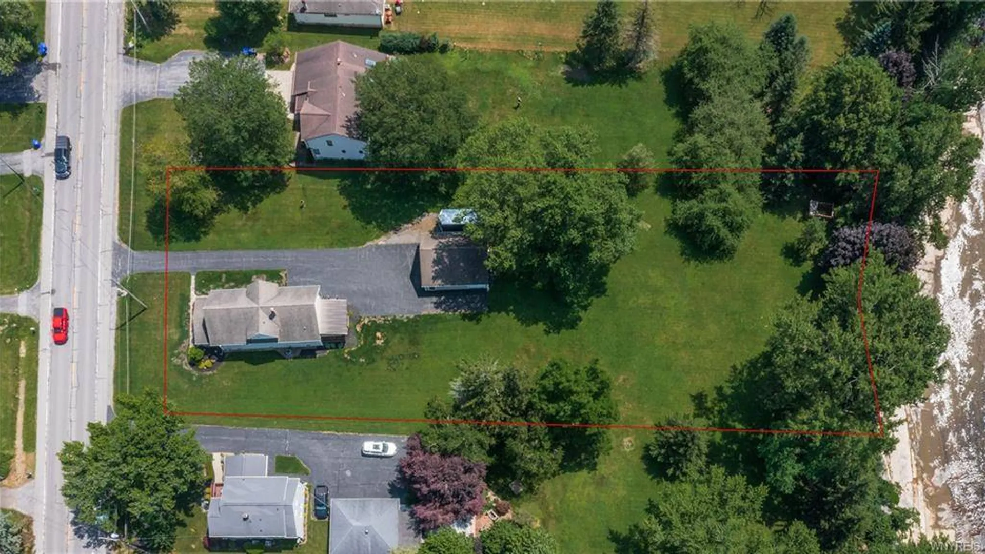 Property at 4367 Clinton St, Buffalo, NY 14224 14