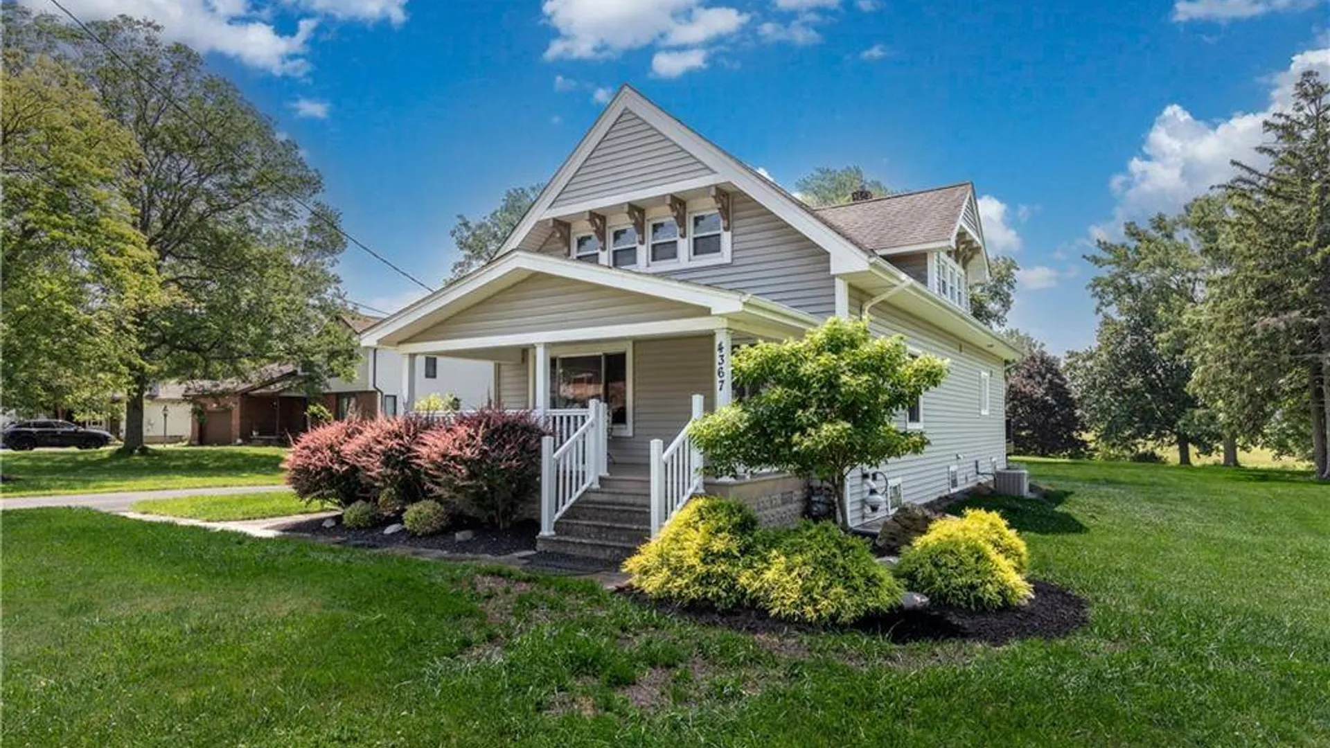 Property at 4367 Clinton St, Buffalo, NY 14224 2