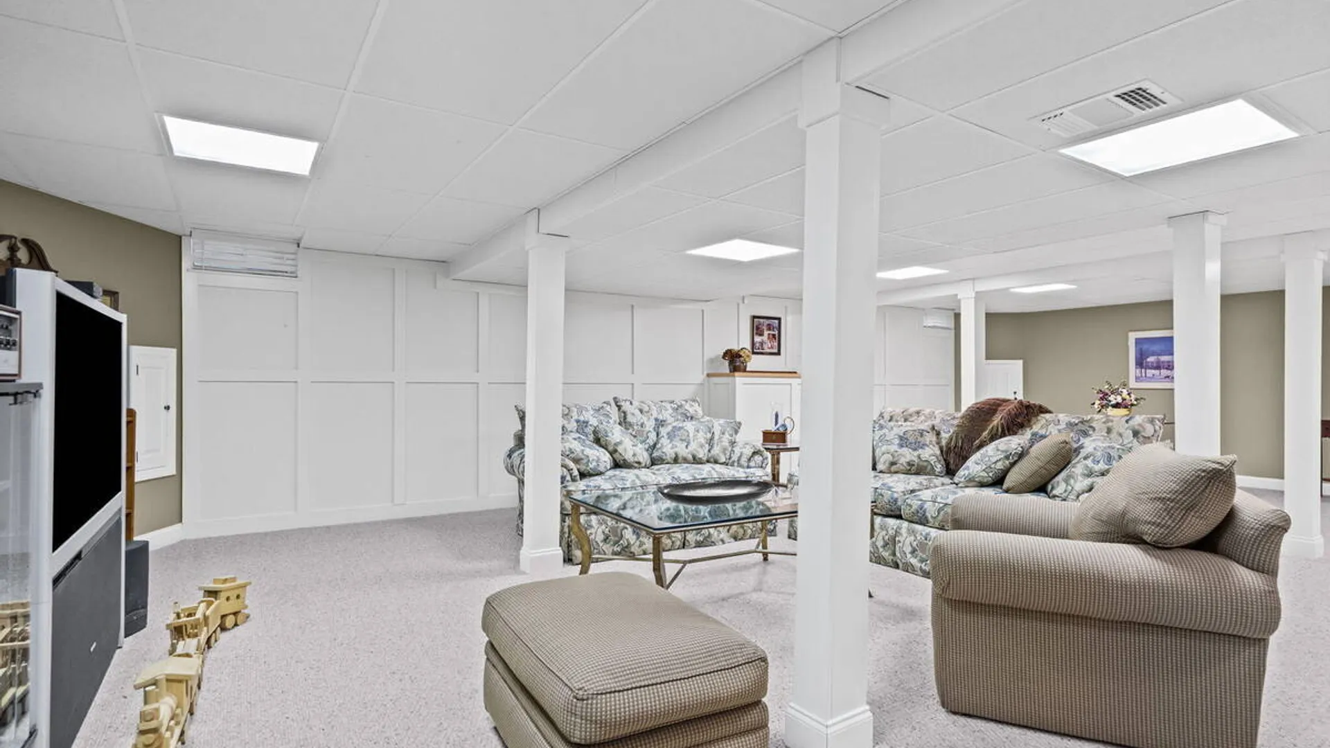 Property at 31 Sweetbriar Drive, Wilton, NY 12831 30