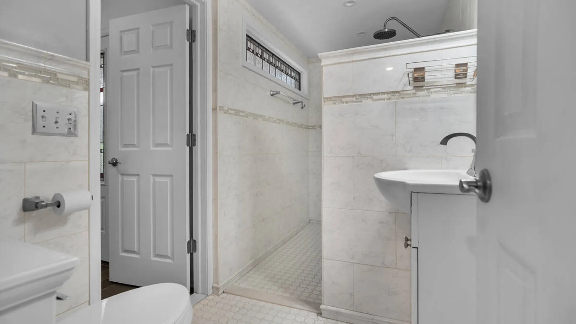 Property at 846 Northumberland Drive, Niskayuna, NY 12309 22