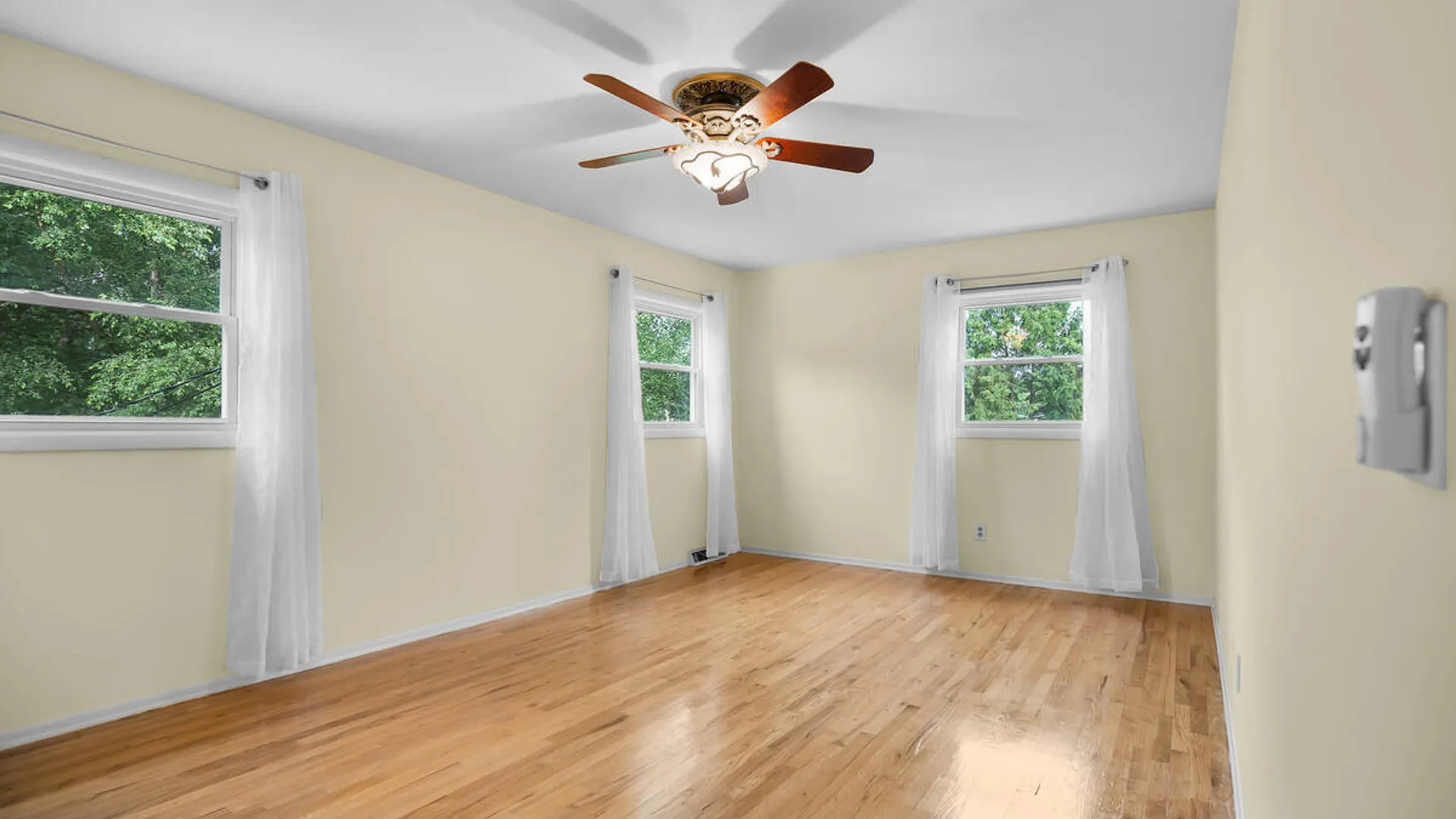 Property at 846 Northumberland Drive, Niskayuna, NY 12309 28