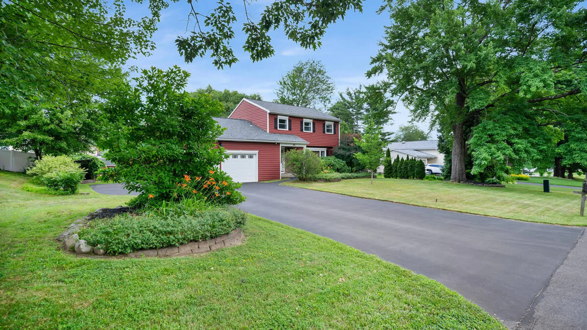 Property at 846 Northumberland Drive, Niskayuna, NY 12309 3
