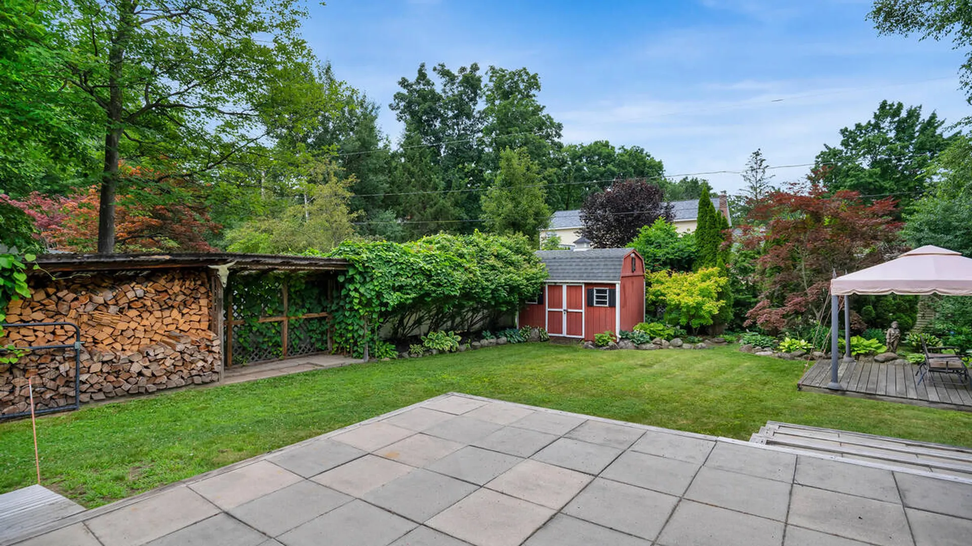 Property at 846 Northumberland Drive, Niskayuna, NY 12309 40