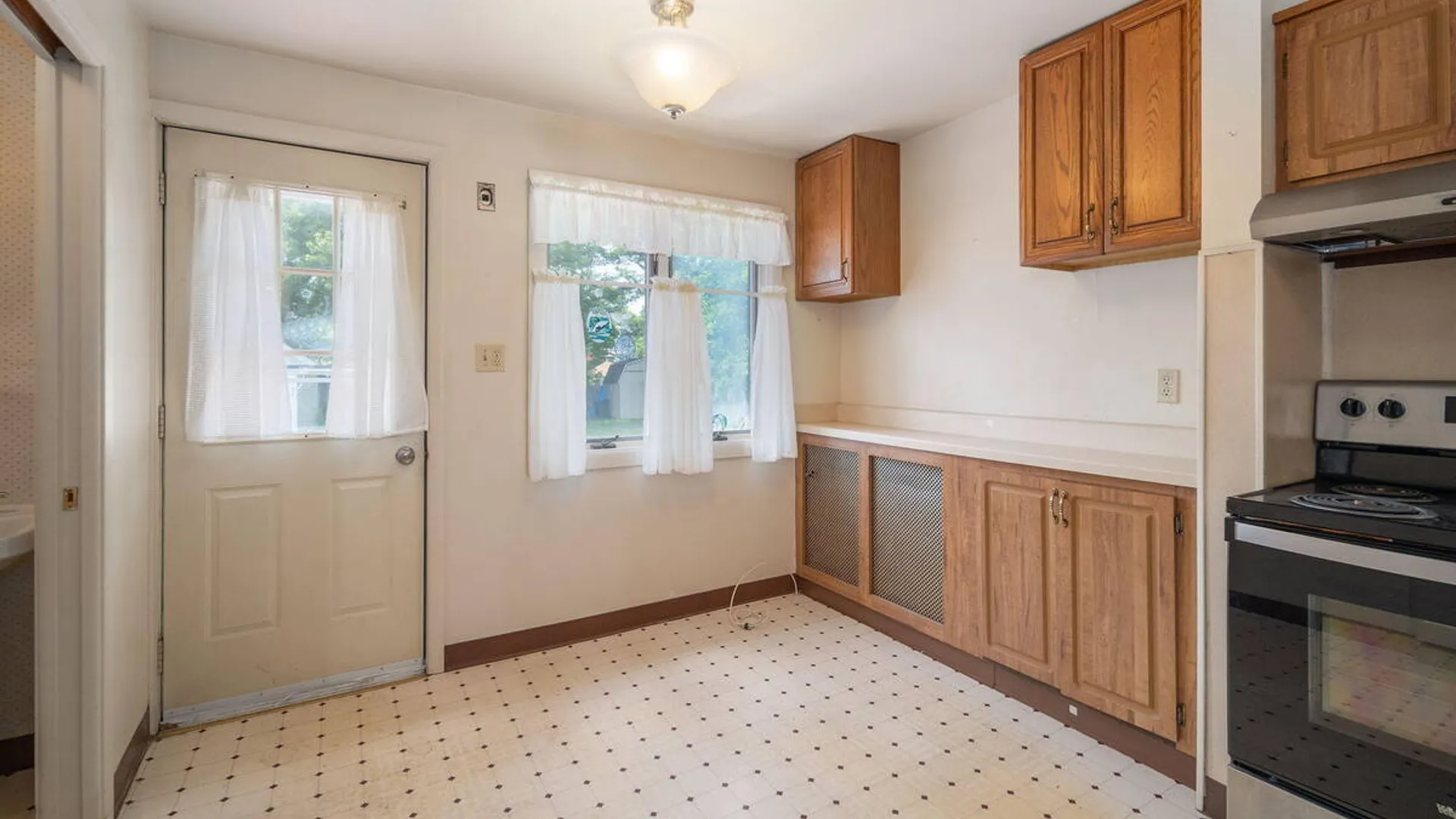 Property at 19 Harris Avenue, Albany, NY 12208 16