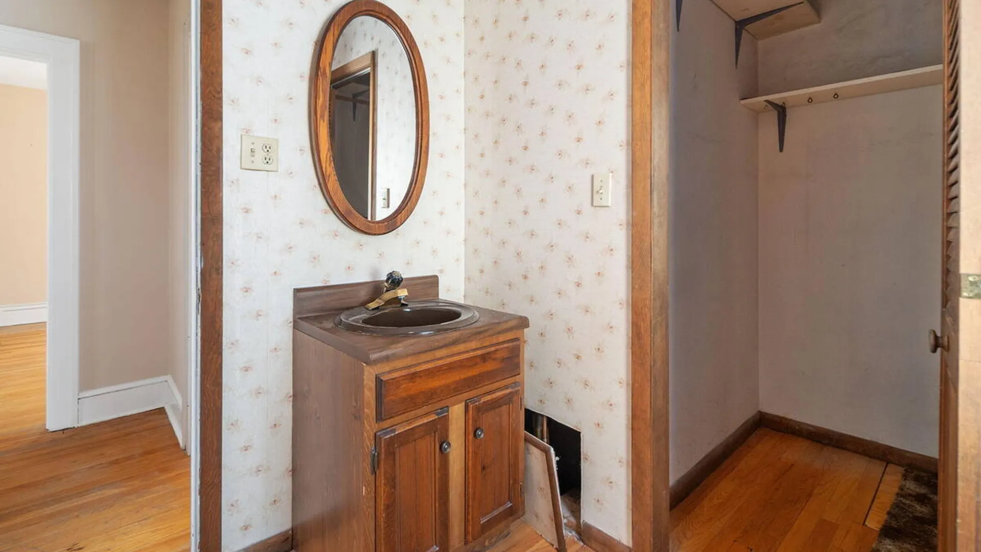 Property at 19 Harris Avenue, Albany, NY 12208 32