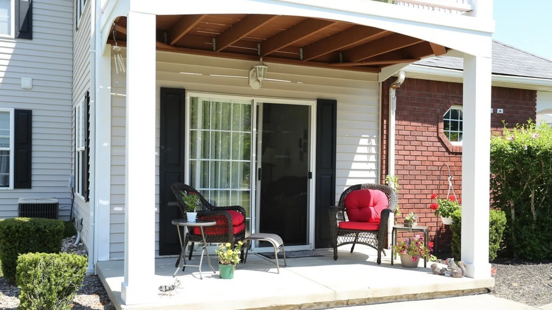 Property at 5 Autumn Creek Lane, Amherst, NY 14221 17