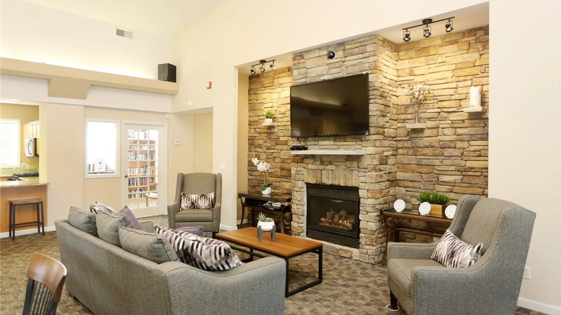 Property at 4100 Stonegate #2 Lane, Amherst, NY 14221 20