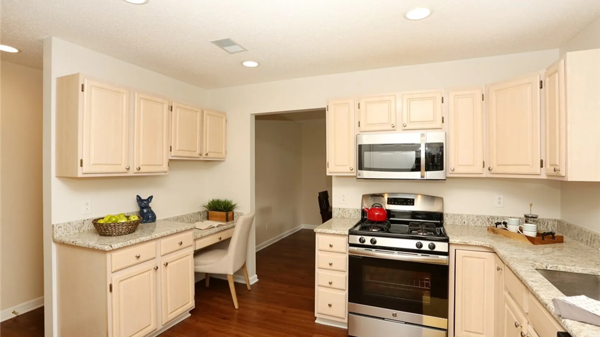 Property at 4100 Stonegate #2 Lane, Amherst, NY 14221 9