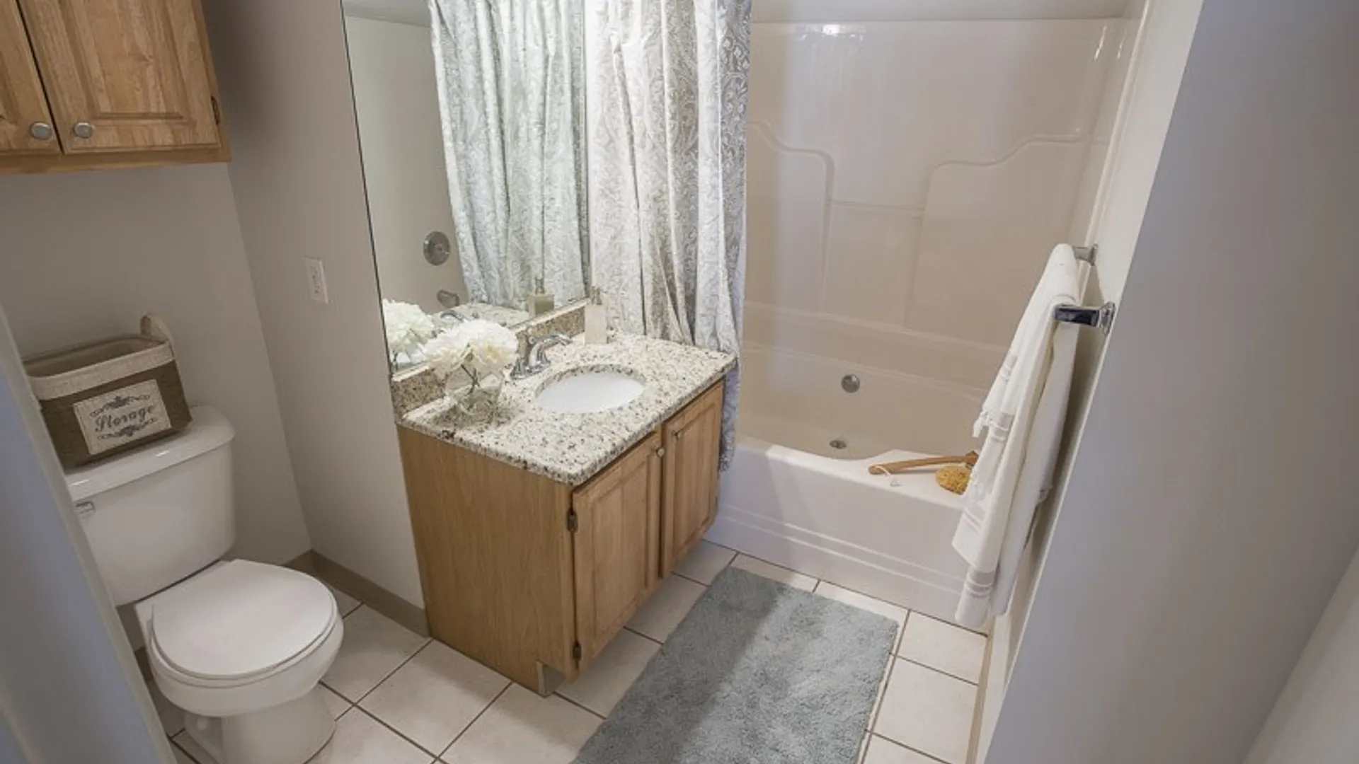 Property at 10 Arielle Court, Amherst, NY 14221 14