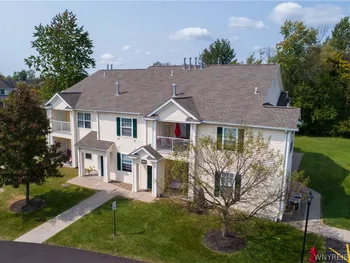 10 Arielle Court, Amherst, NY 14221
