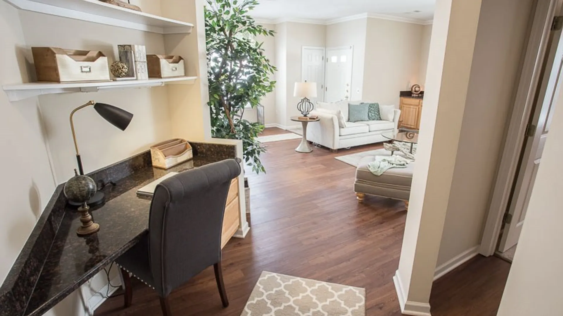 Property at 10 Arielle Court, Amherst, NY 14221 6