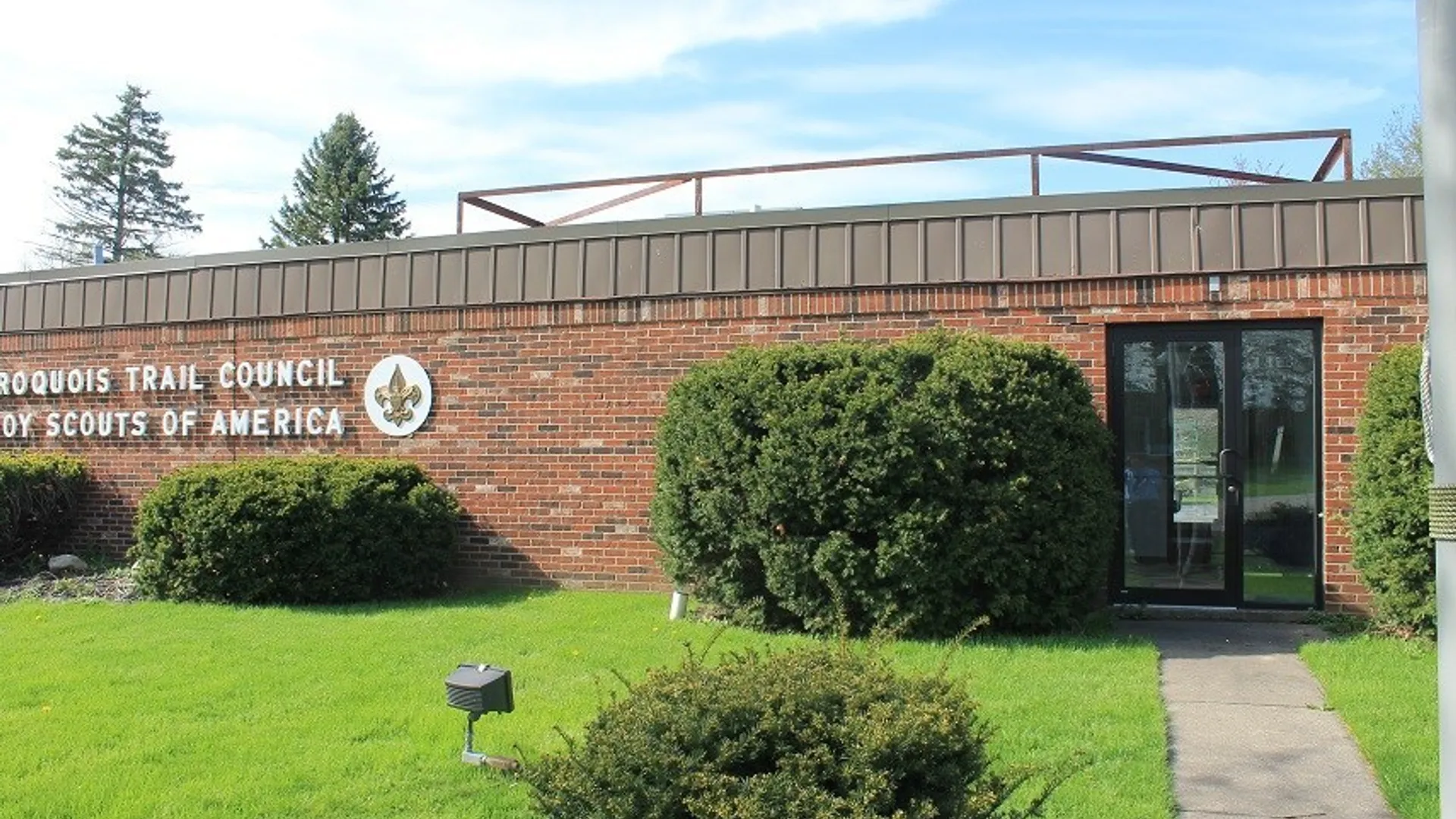 Property at 7121 Rochester Road, Lockport Town, NY 14094 2