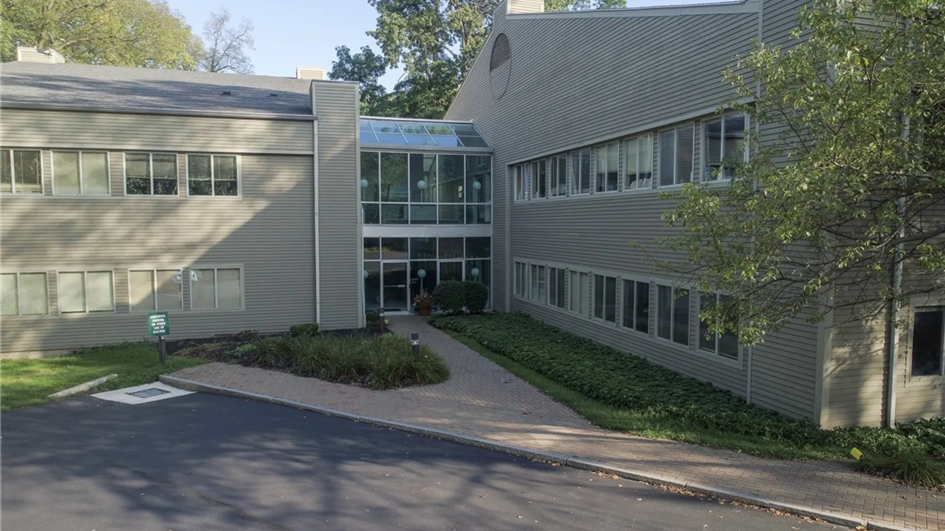 Property at 100 Linden Oaks, Pittsford, NY 14625 28