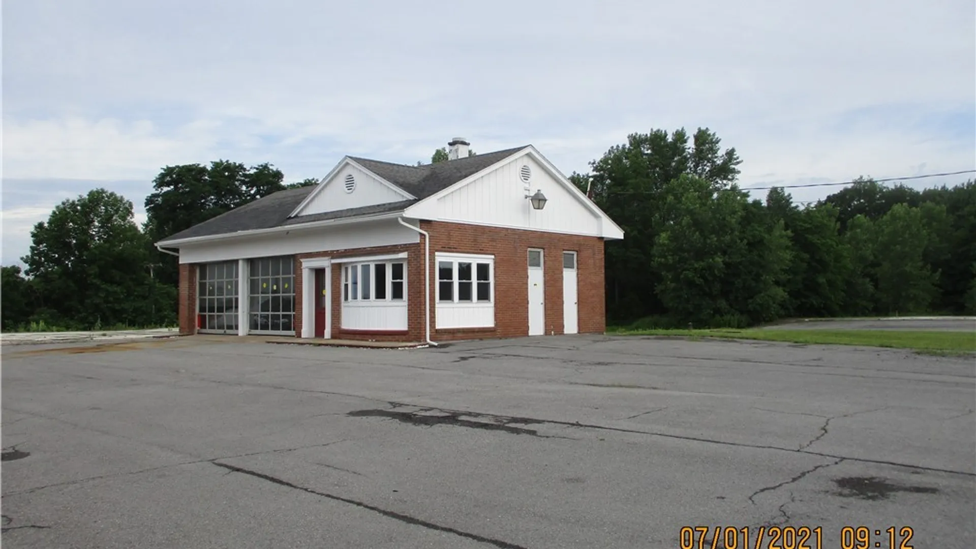 Property at 4531 State route 31, Clay, NY 13041 3