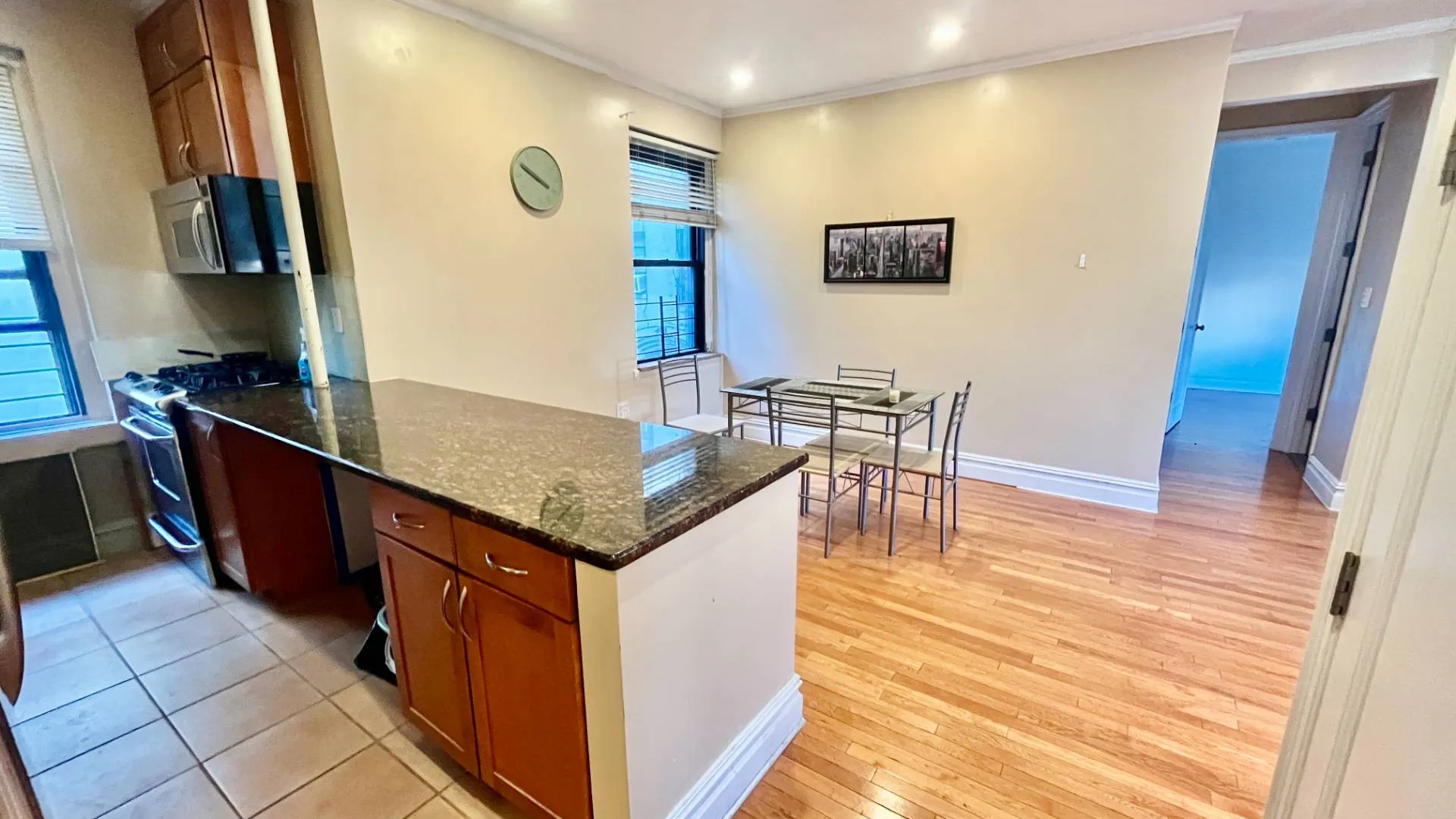 Property at 2105 33rd St, Astoria, NY 11105 4