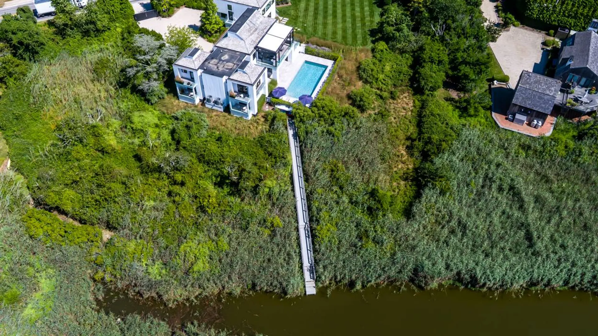 Property at 1076 OCEAN RD, Water Mill, NY 11976 42