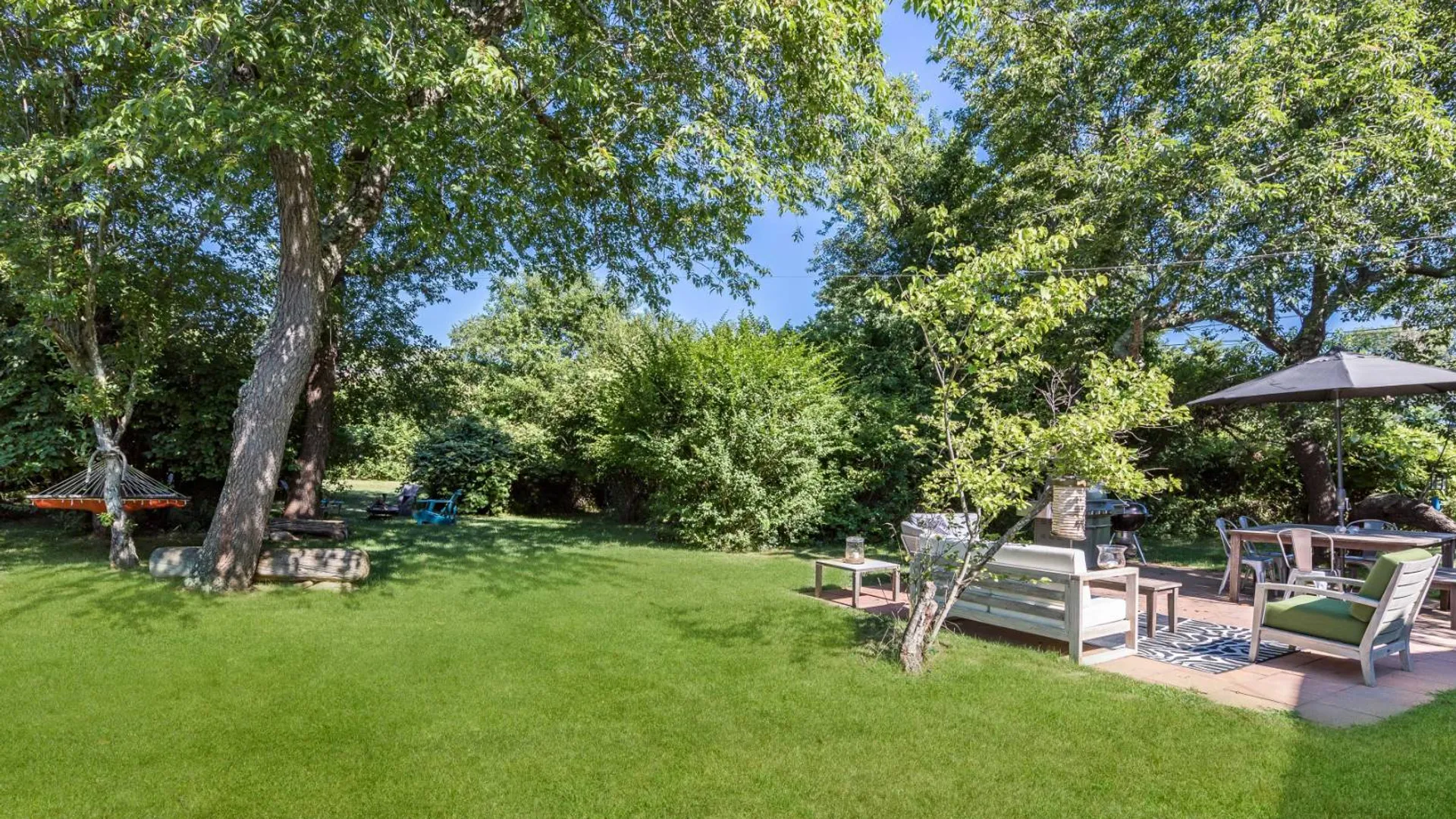 Property at 20 Duval Place, Montauk, NY 11954 9