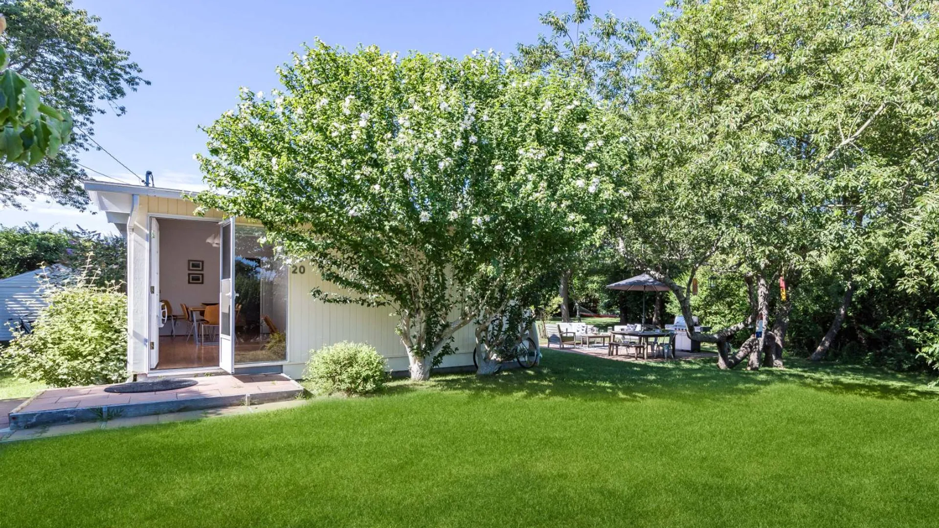 Property at 20 Duval Place, Montauk, NY 11954 15