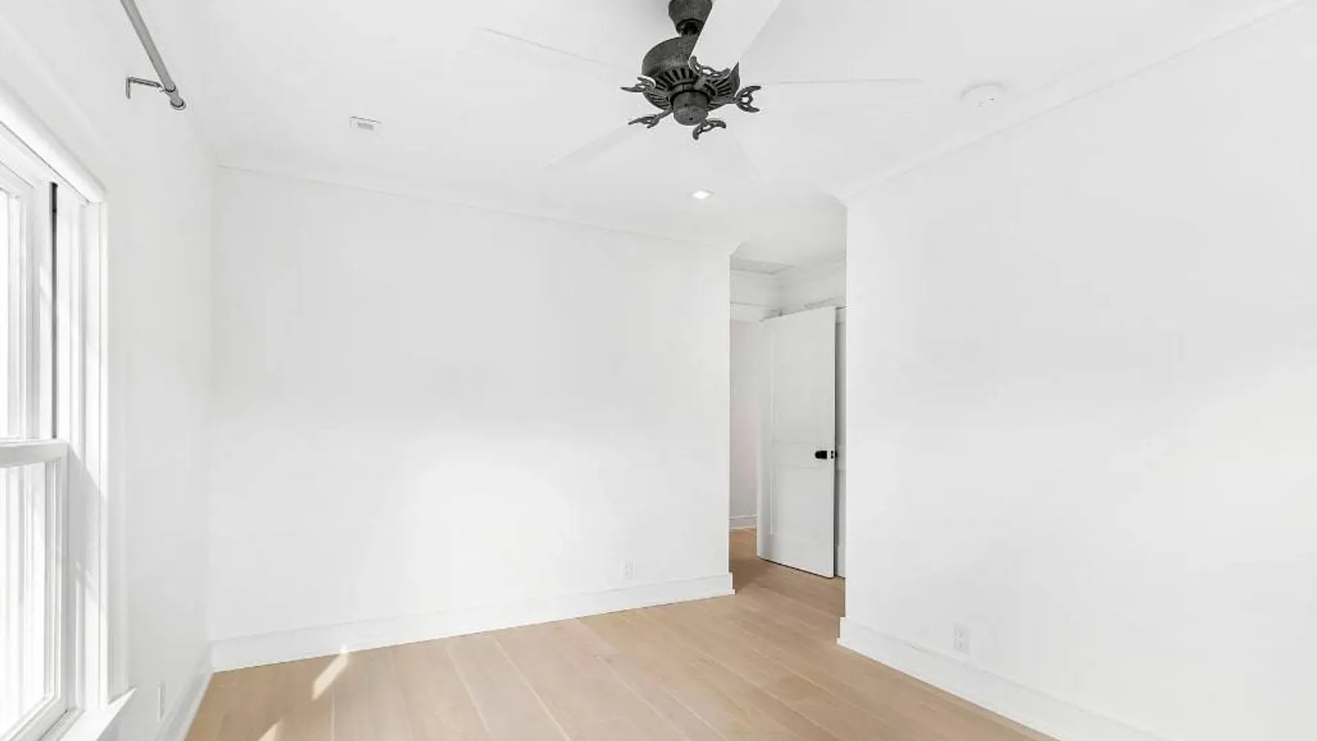 Property at 105 Newtown Lane, East Hampton, NY 11937 23