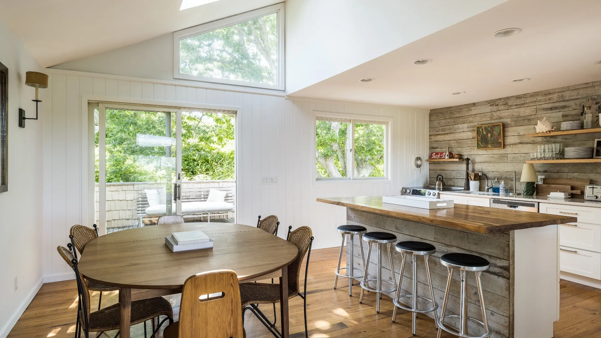 Property at 86 East Lake Drive, Montauk, NY 11954 5