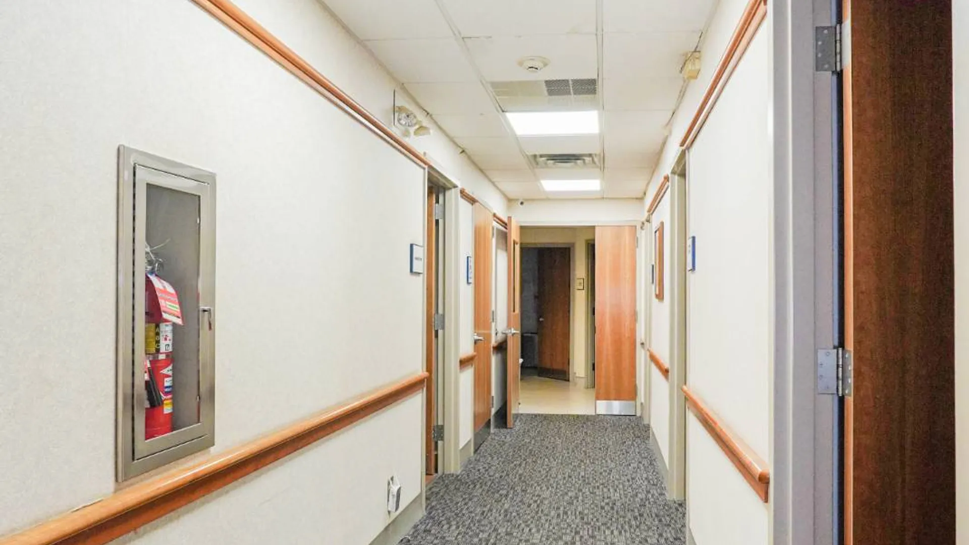 Property at 2691 Hylan Blvd, Staten Island, NY 10306 14