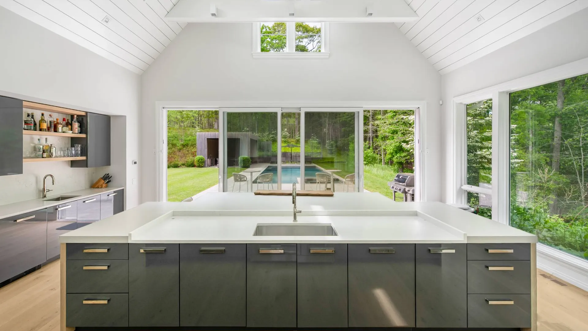 Property at 7 Ashwood Court, Amagansett, NY 11930 17
