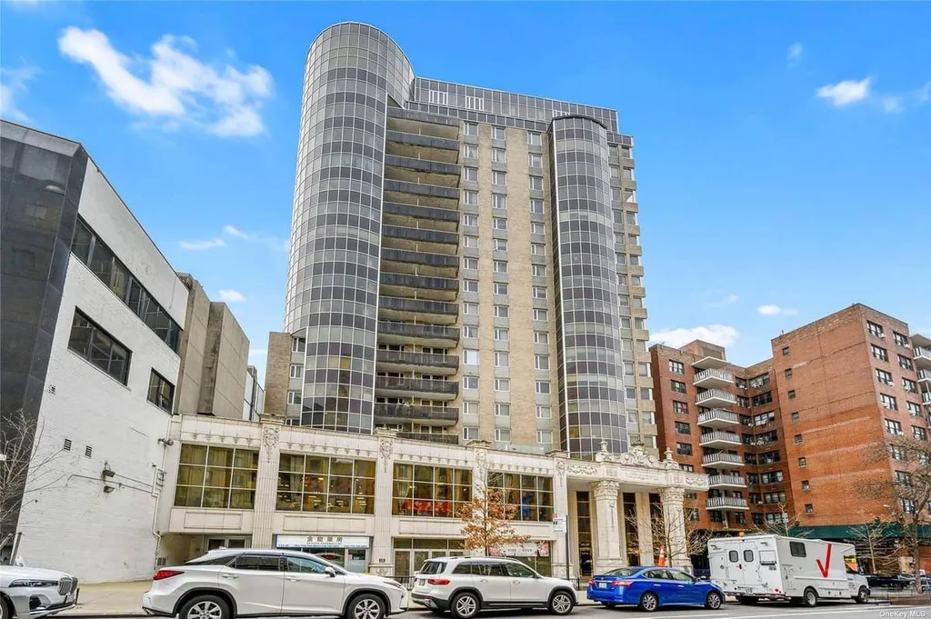 Property at 133-38 Sanford Ave, Flushing, NY 11355