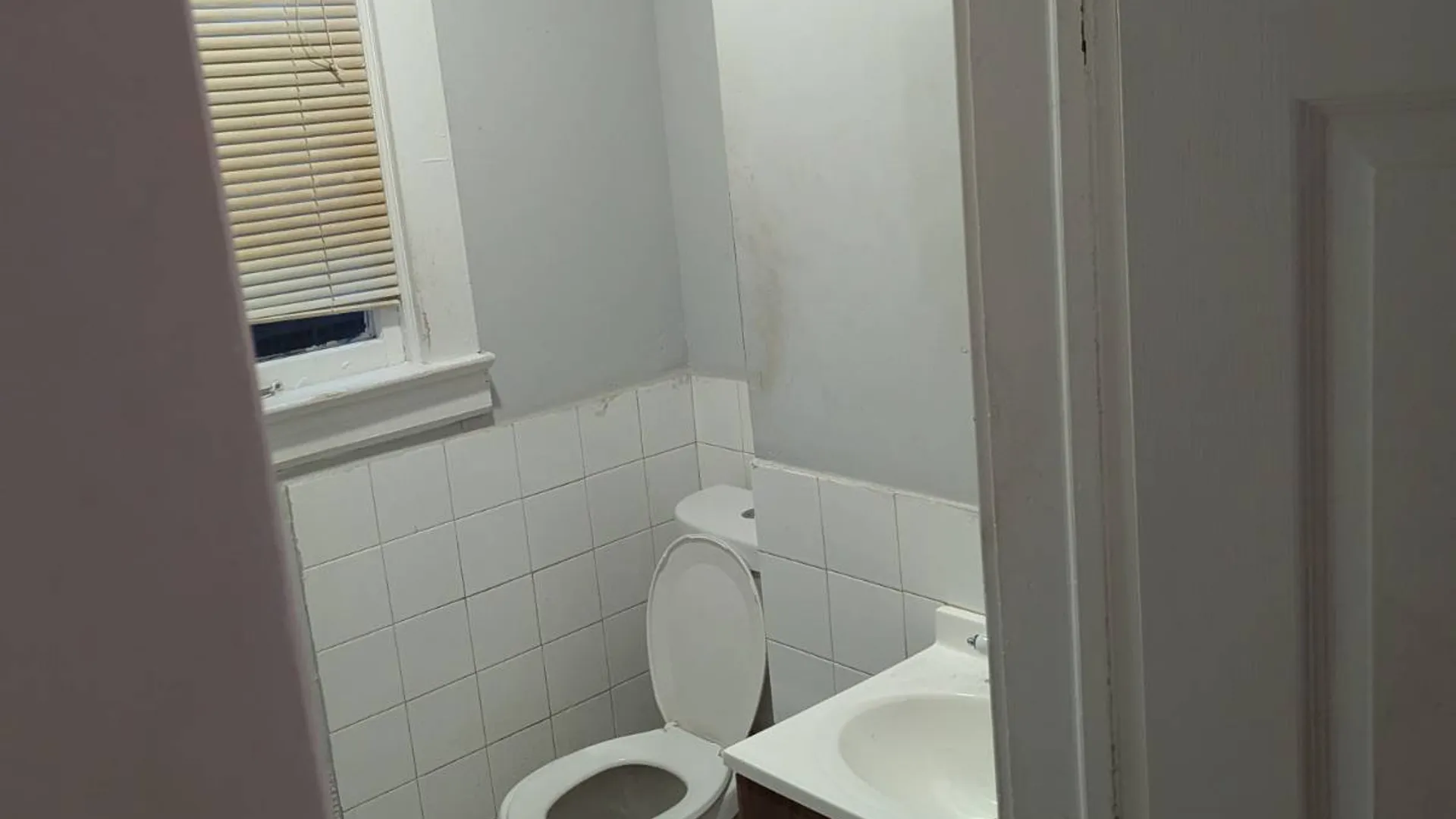 Property at 77 York Avenue, Staten Island, NY 10301 6