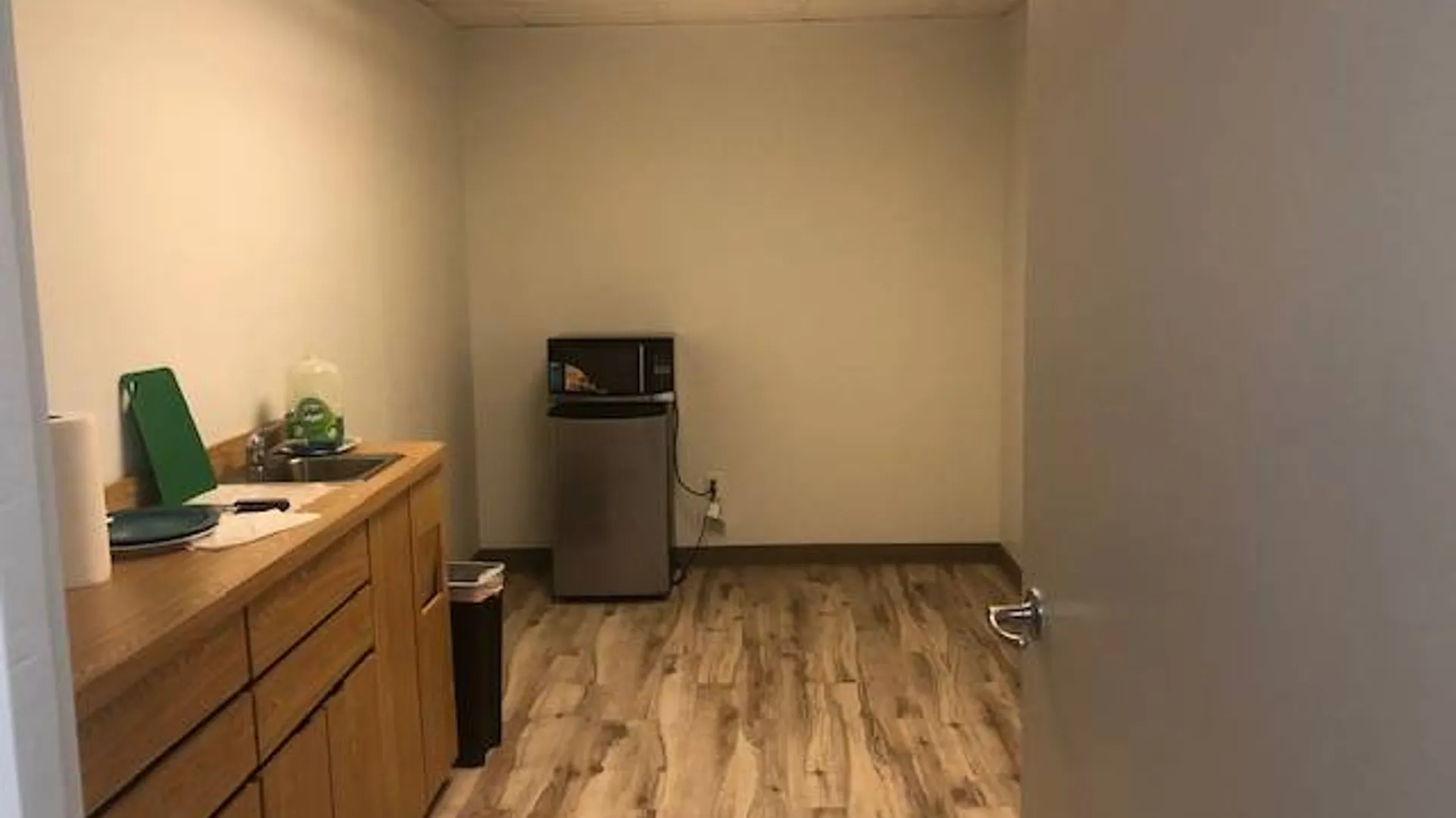 Property at 2691 Hylan Blvd, Staten Island, NY 10306 7