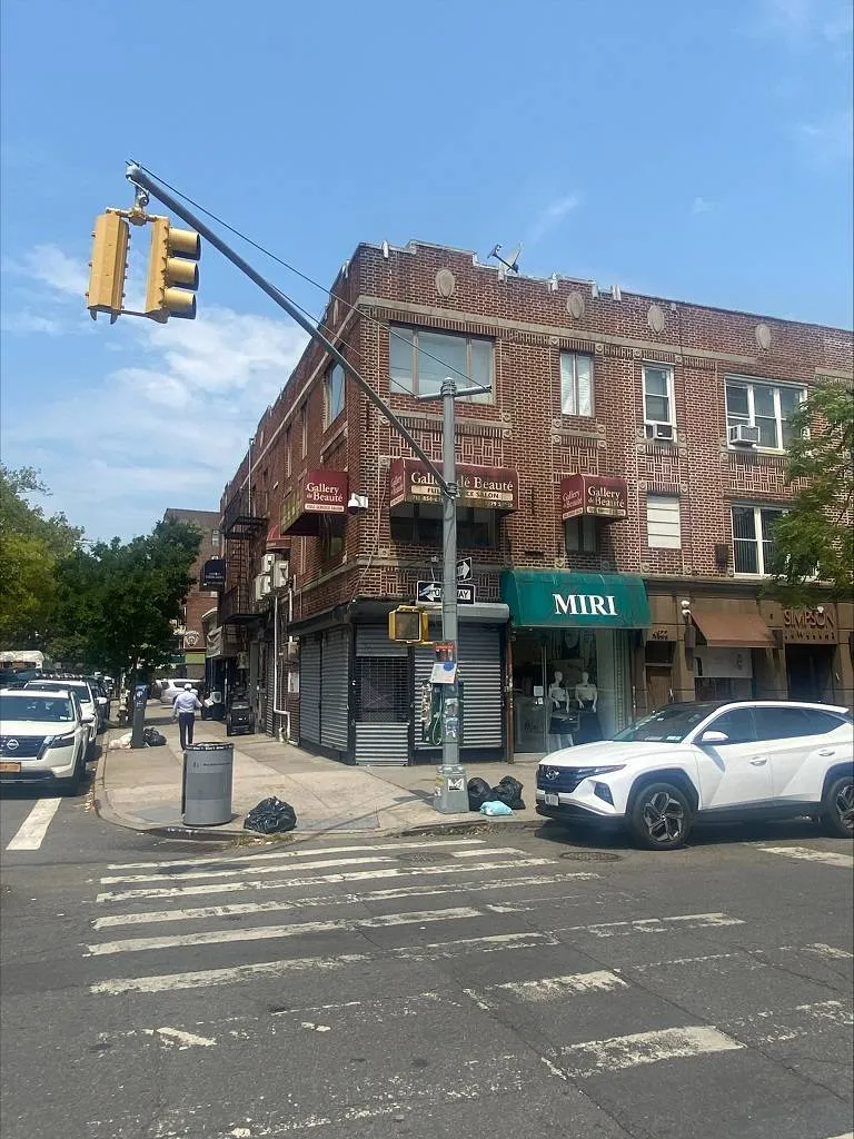 Property at 4924 13th Ave, Brooklyn, NY 11219