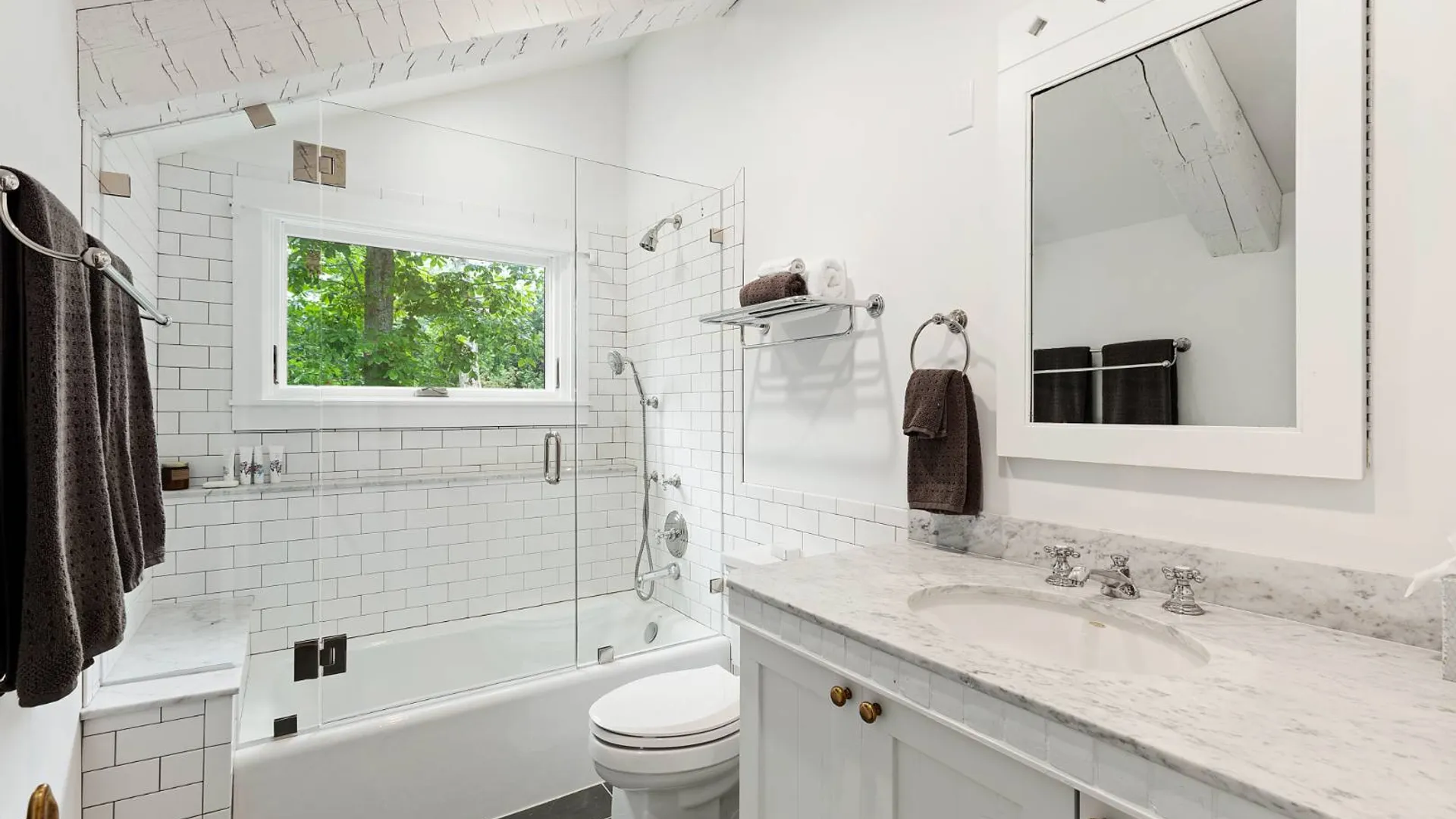 Property at 112 Georgica Close Road, East Hampton, NY 11937 34