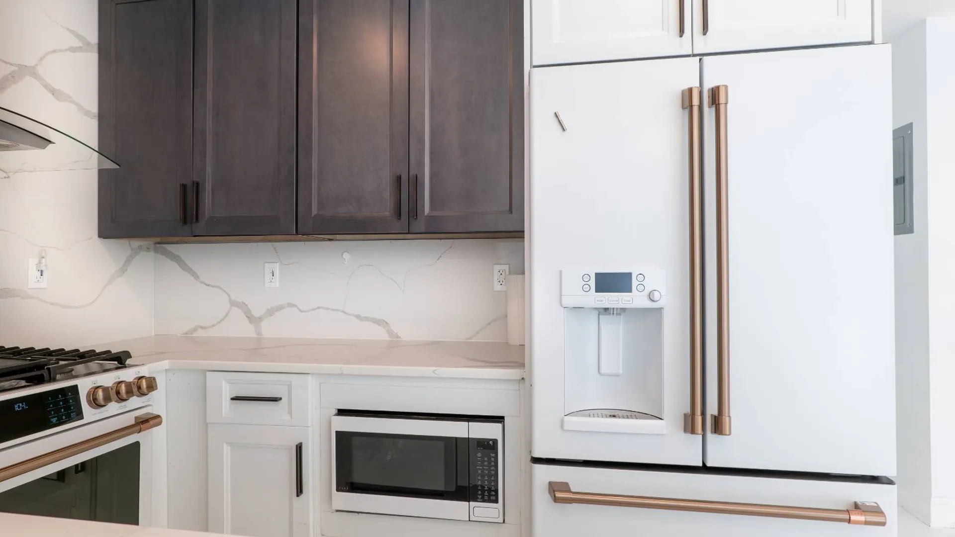 Property at 427 Pulaski St, Brooklyn, NY 11221 23