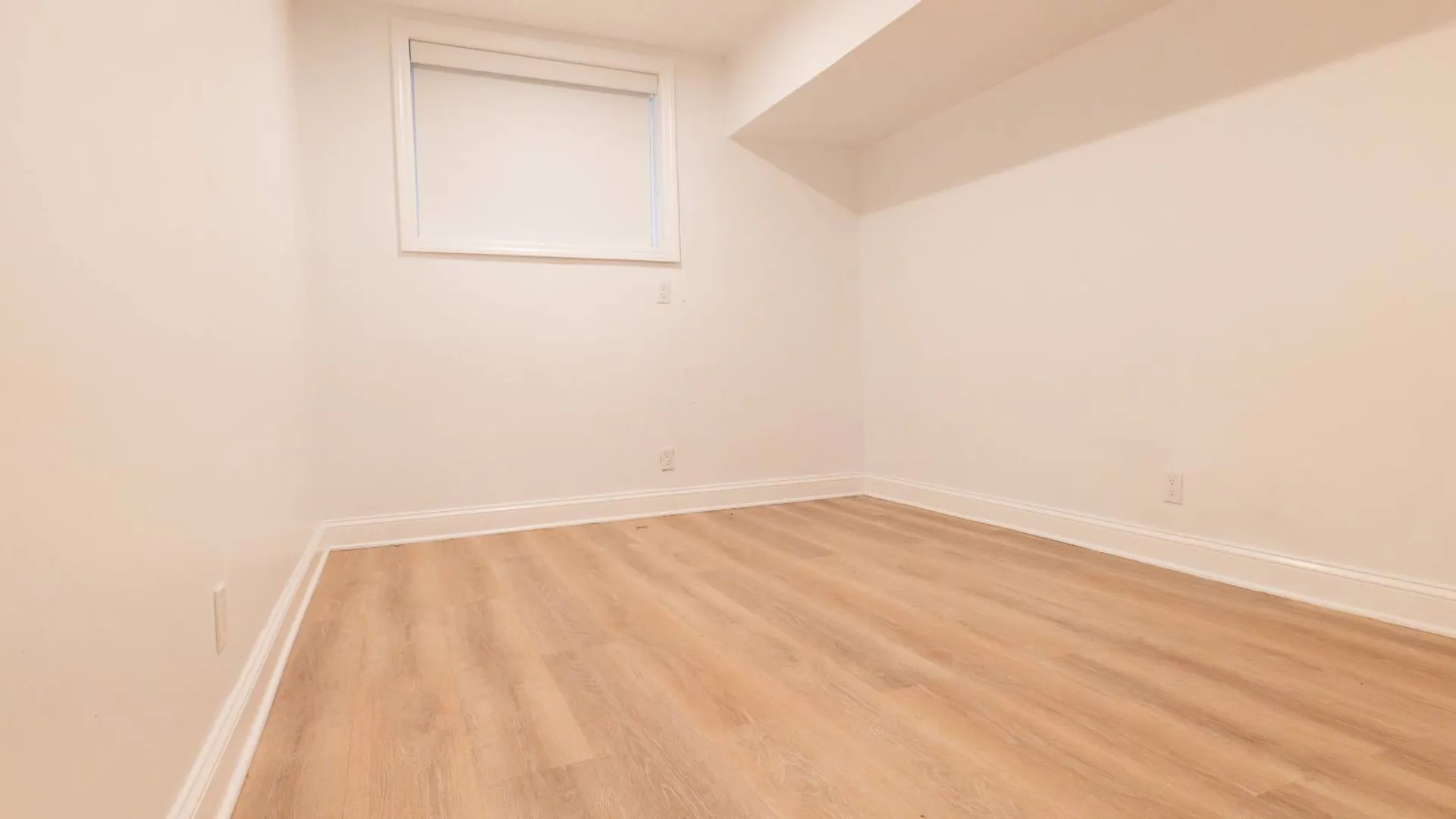 Property at 427 Pulaski St, Brooklyn, NY 11221 34