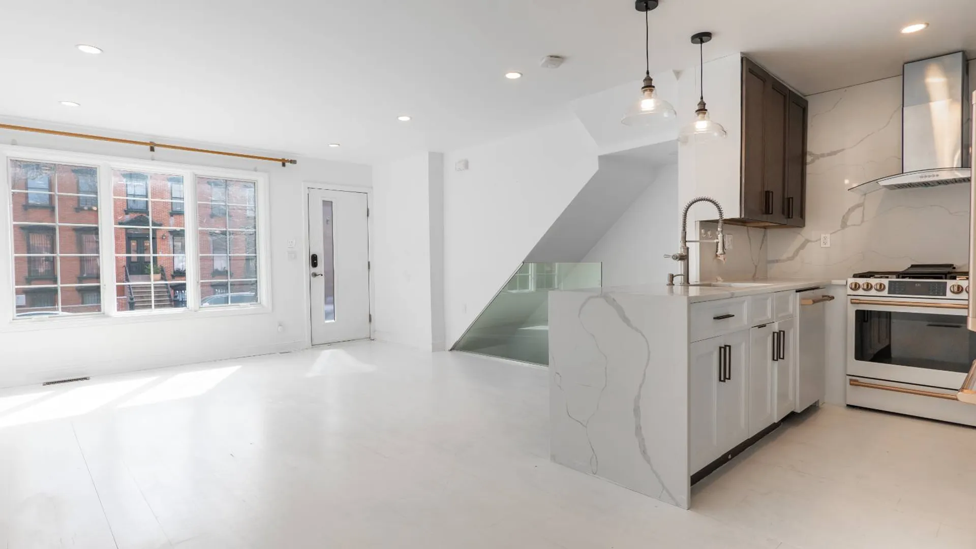 Property at 427 Pulaski St, Brooklyn, NY 11221 52