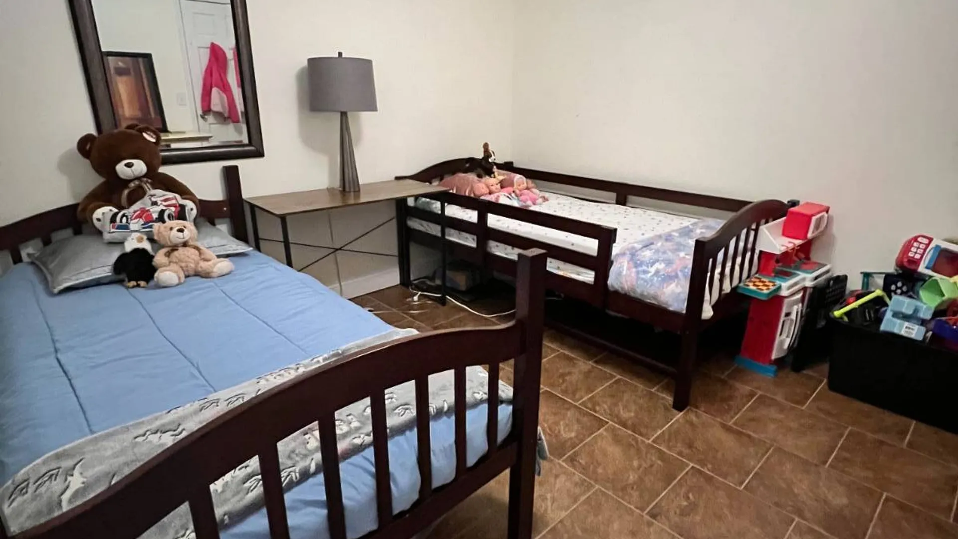 Property at 555 Van Duzer St., Staten Island, NY 10304 9