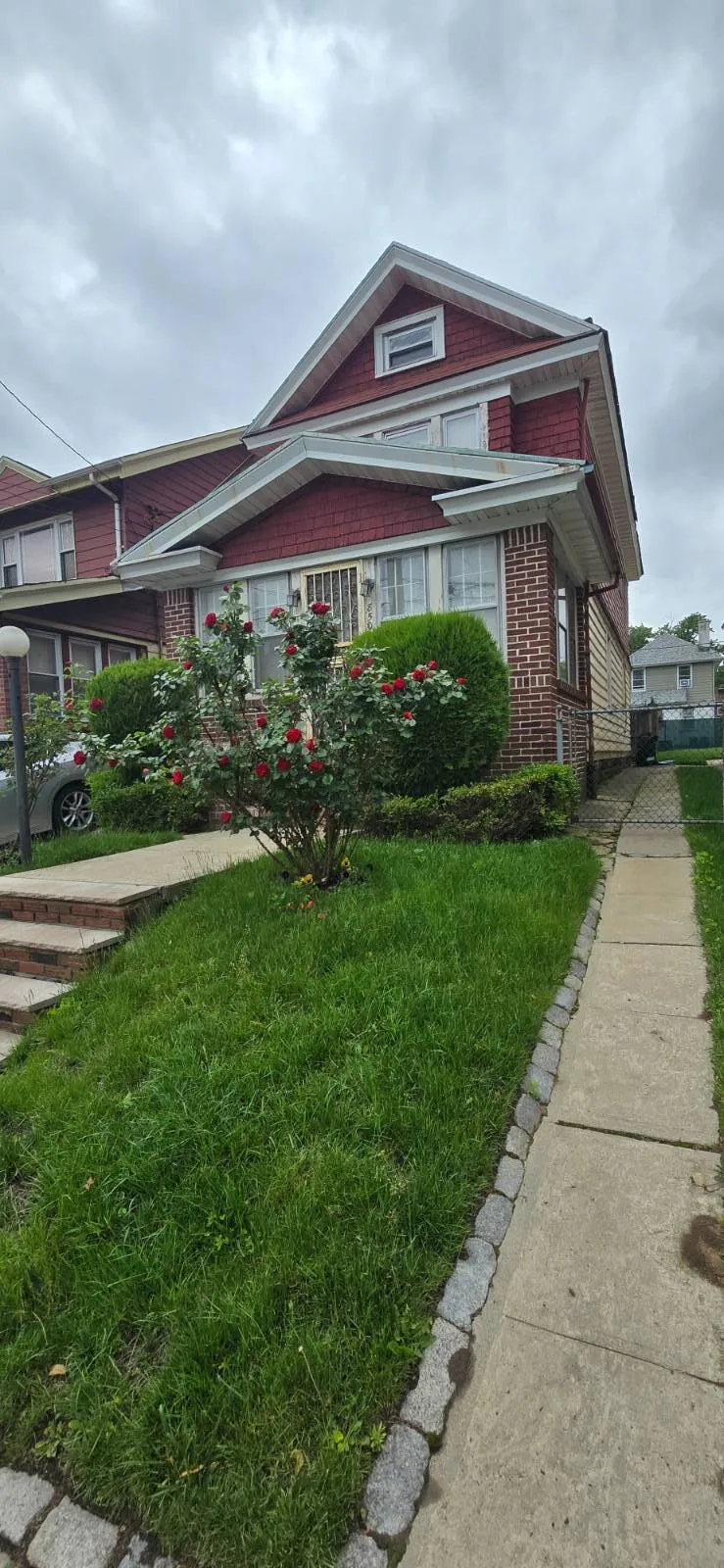 Property at 850 E 39th St, Brooklyn, NY 11210