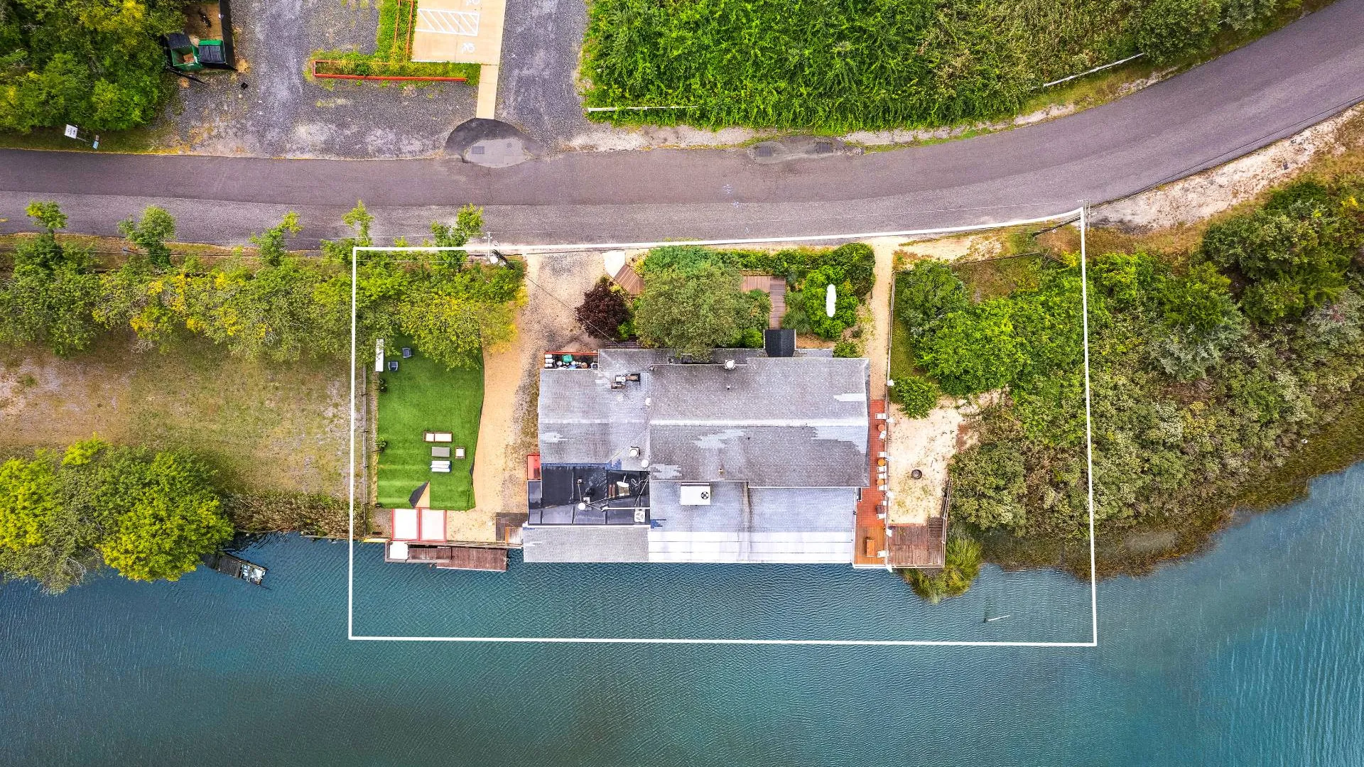 Property at 5 Inlet Rd W, Southampton, NY 11968 6