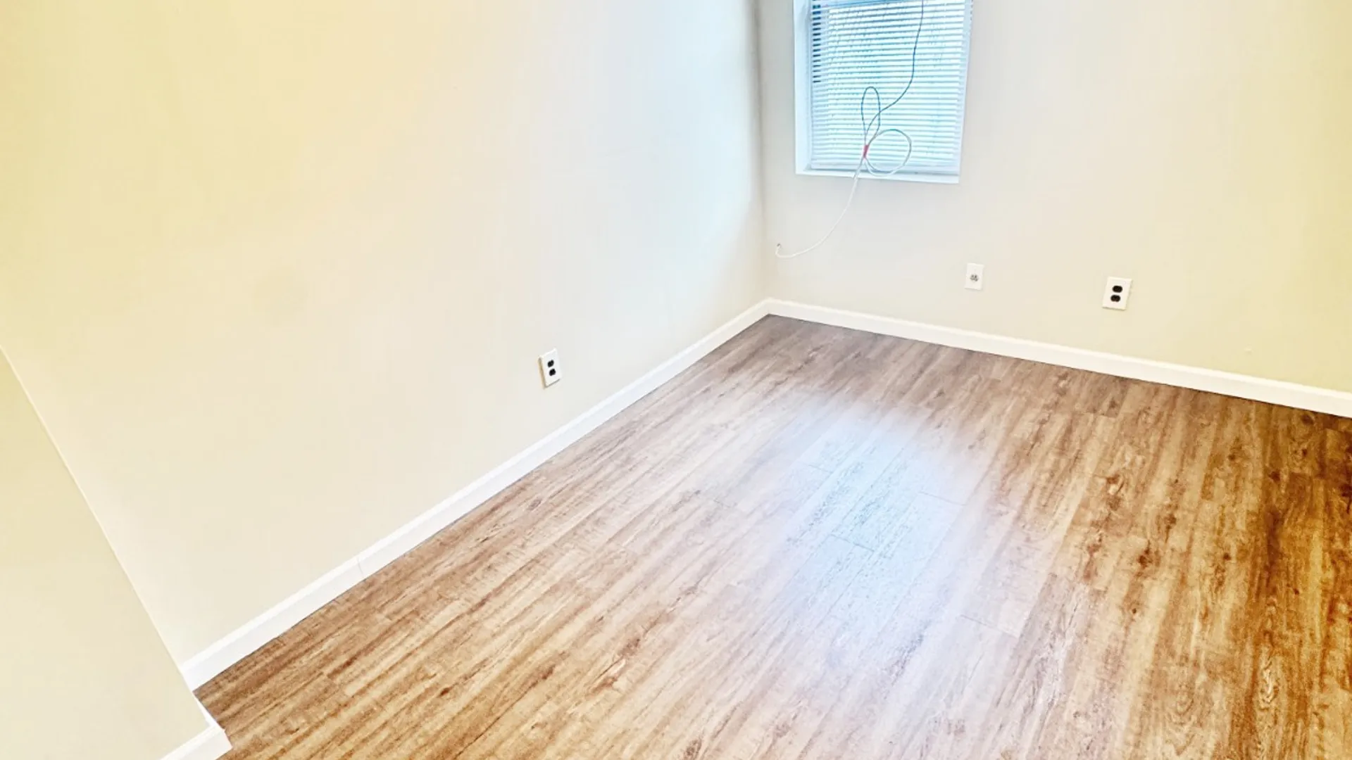 Property at 1717 78, Staten Island, NY 11214 12