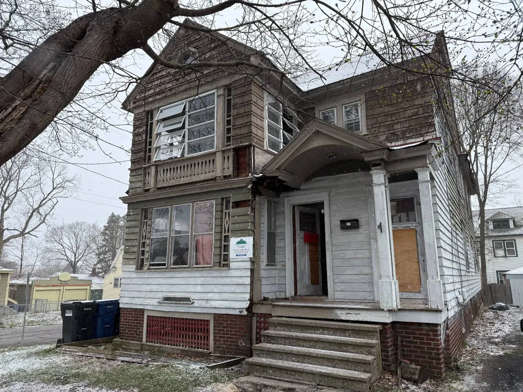 Property at 401 Salt Springs Rd & Genesee, Syracuse, NY 13224