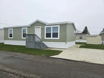Property at 1432 Center Dr, Alden, NY 14004