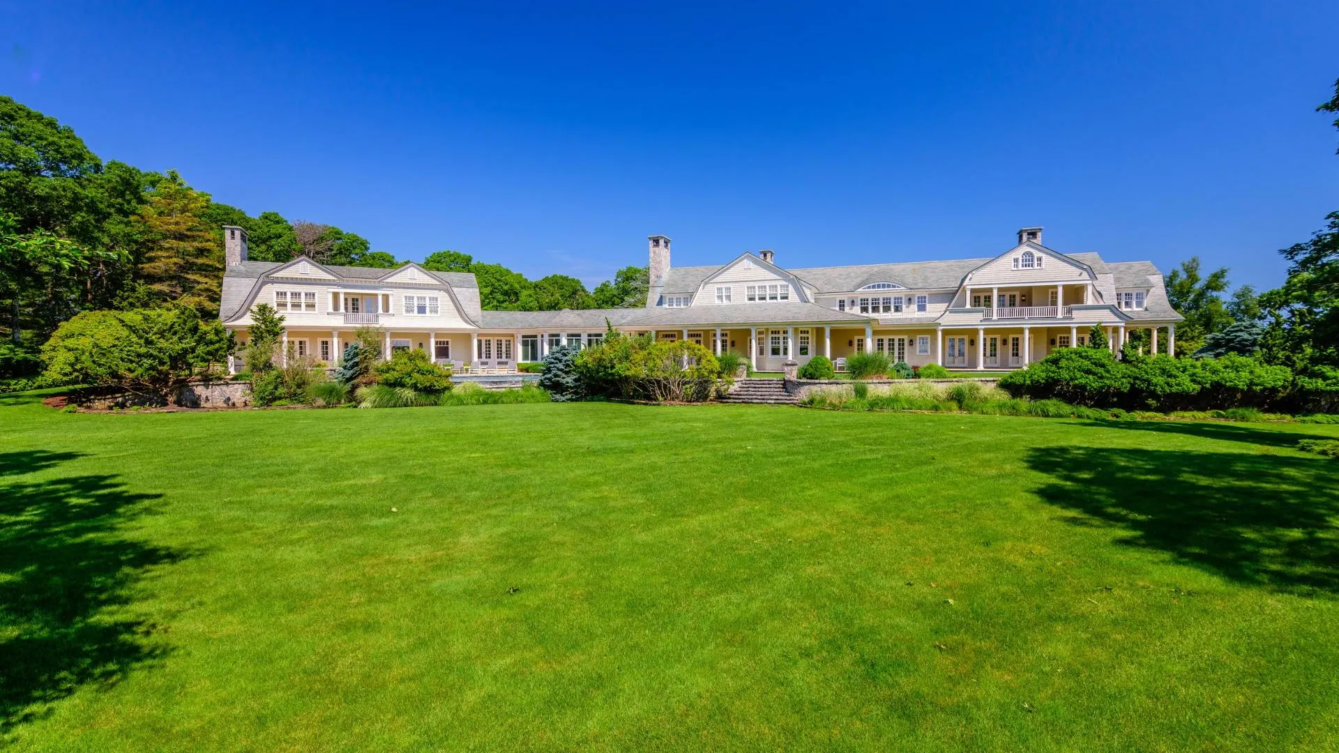 Property at 38 Mathews Road, East Hampton, NY 11975 3