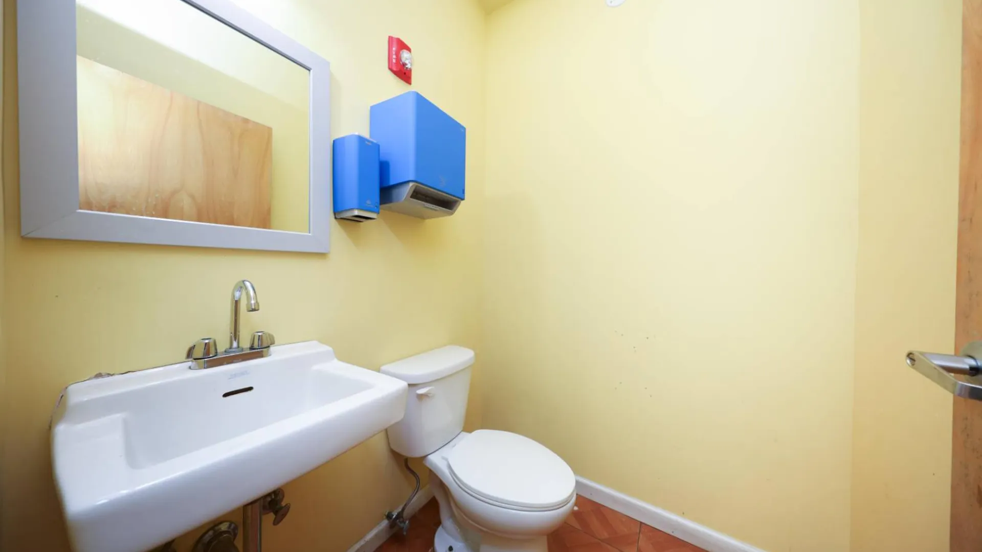 Property at 343 Sand Lane, Staten Island, NY 10305 12