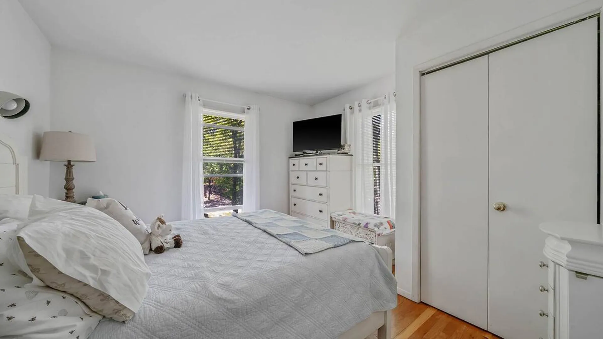 Property at 28 Huntting Road, East Hampton, NY 11937 7
